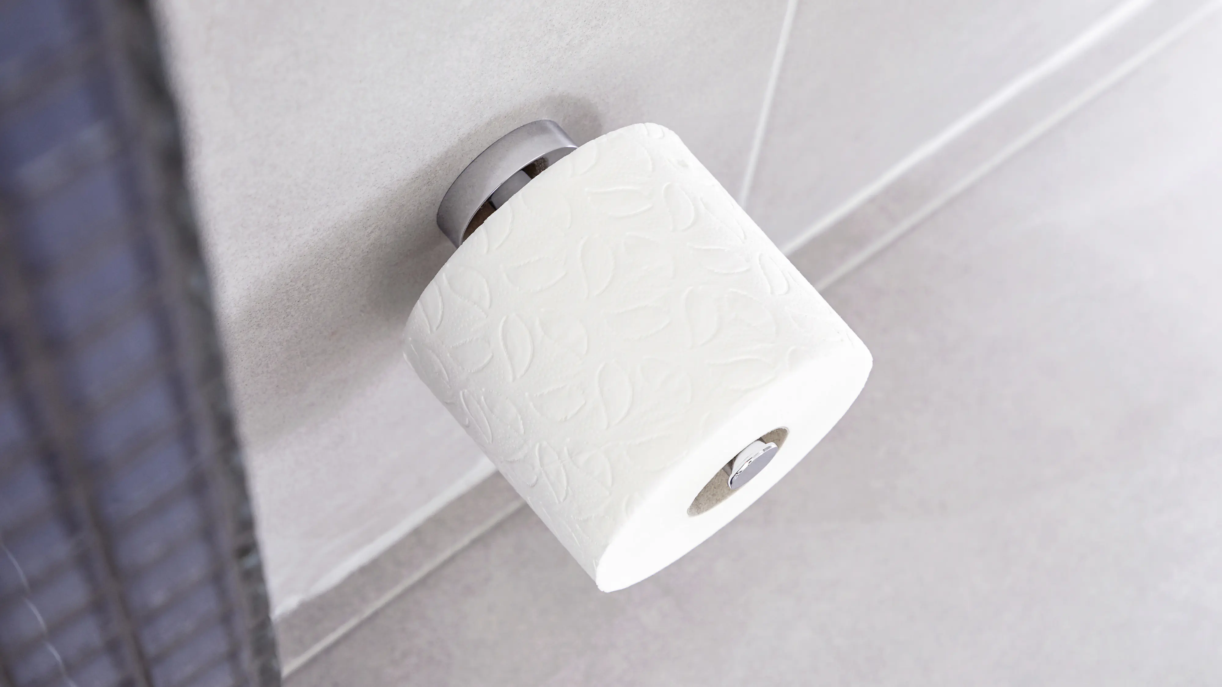 tesa Ersatz-Rollenhalter Exxcellent Metall, chrom