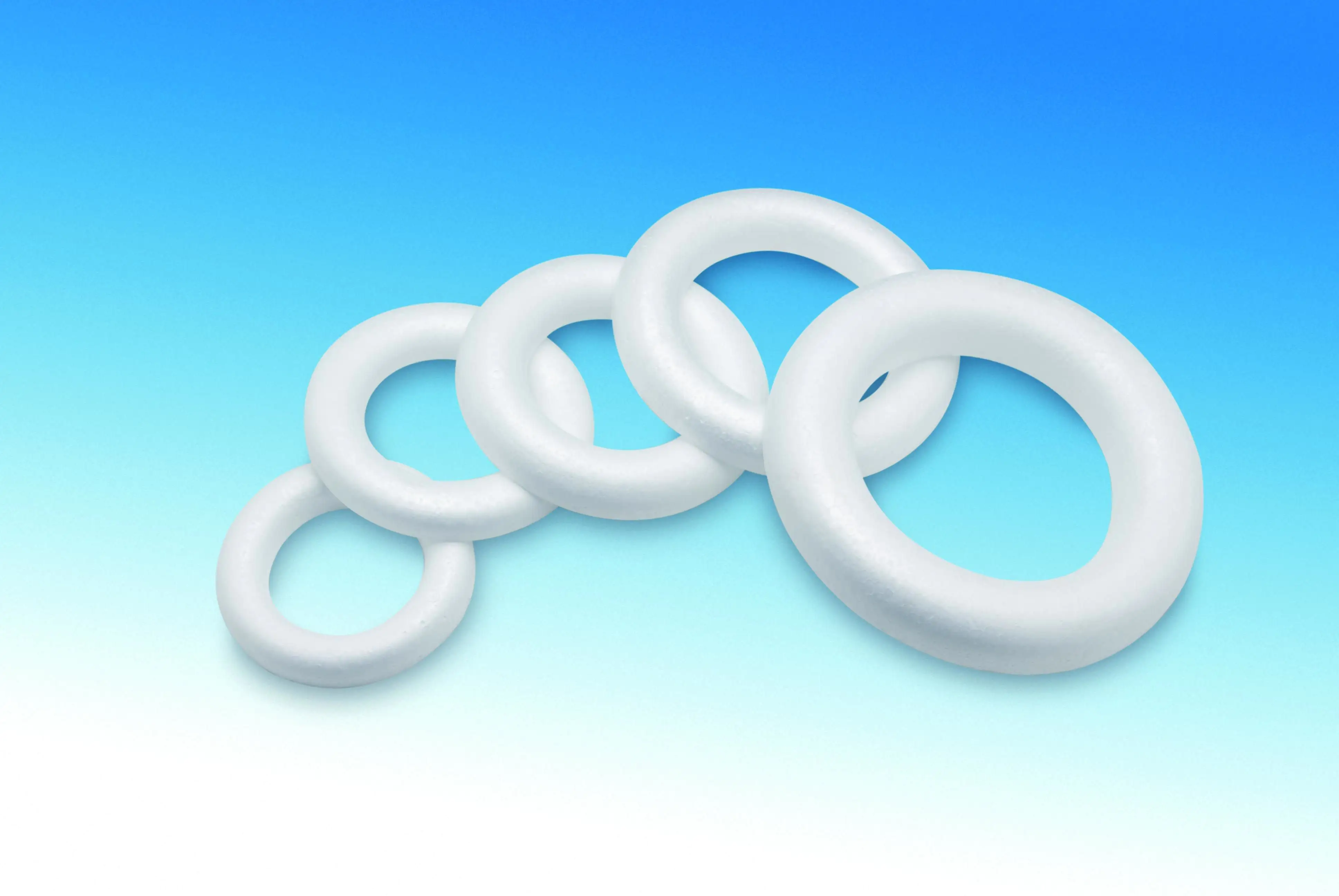 Styroporhalbring,  Durchmesser 20 cm