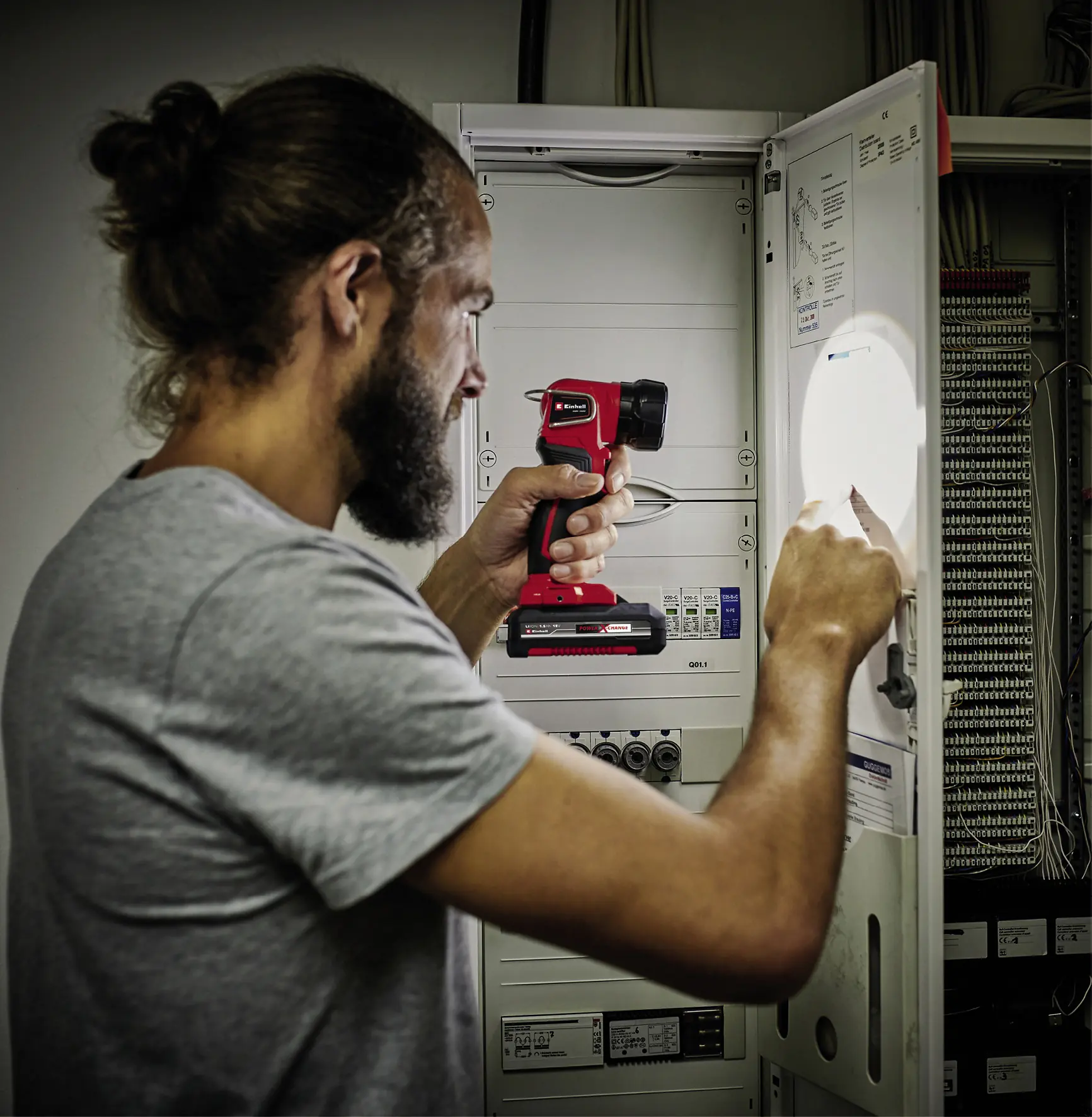 Einhell Classic Akku-Lampe TC-CL 18 Li H Solo 18 V