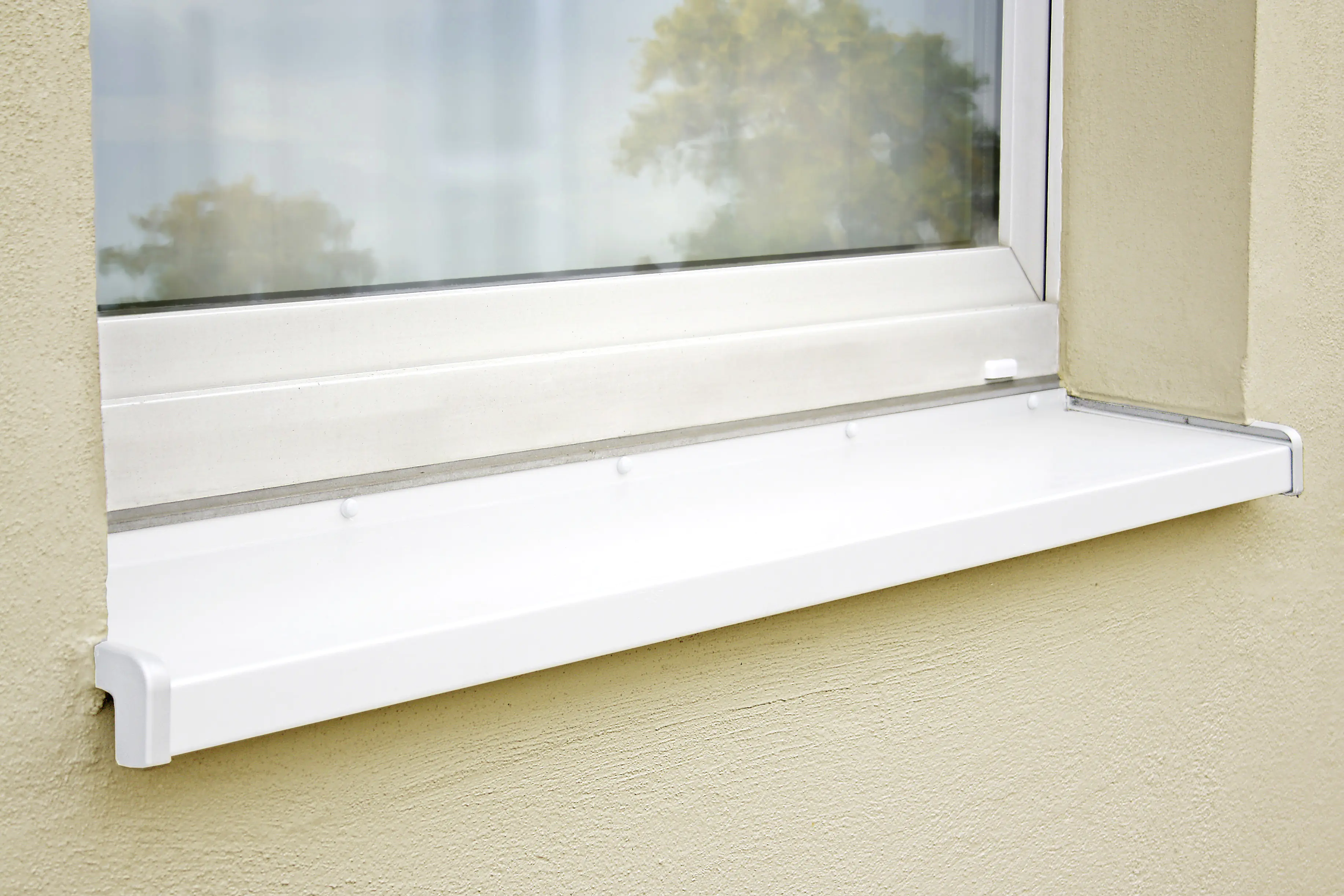 Sarei Fensterblech Aluminium weiß Ausladung 50 mm Länge 3000 mm