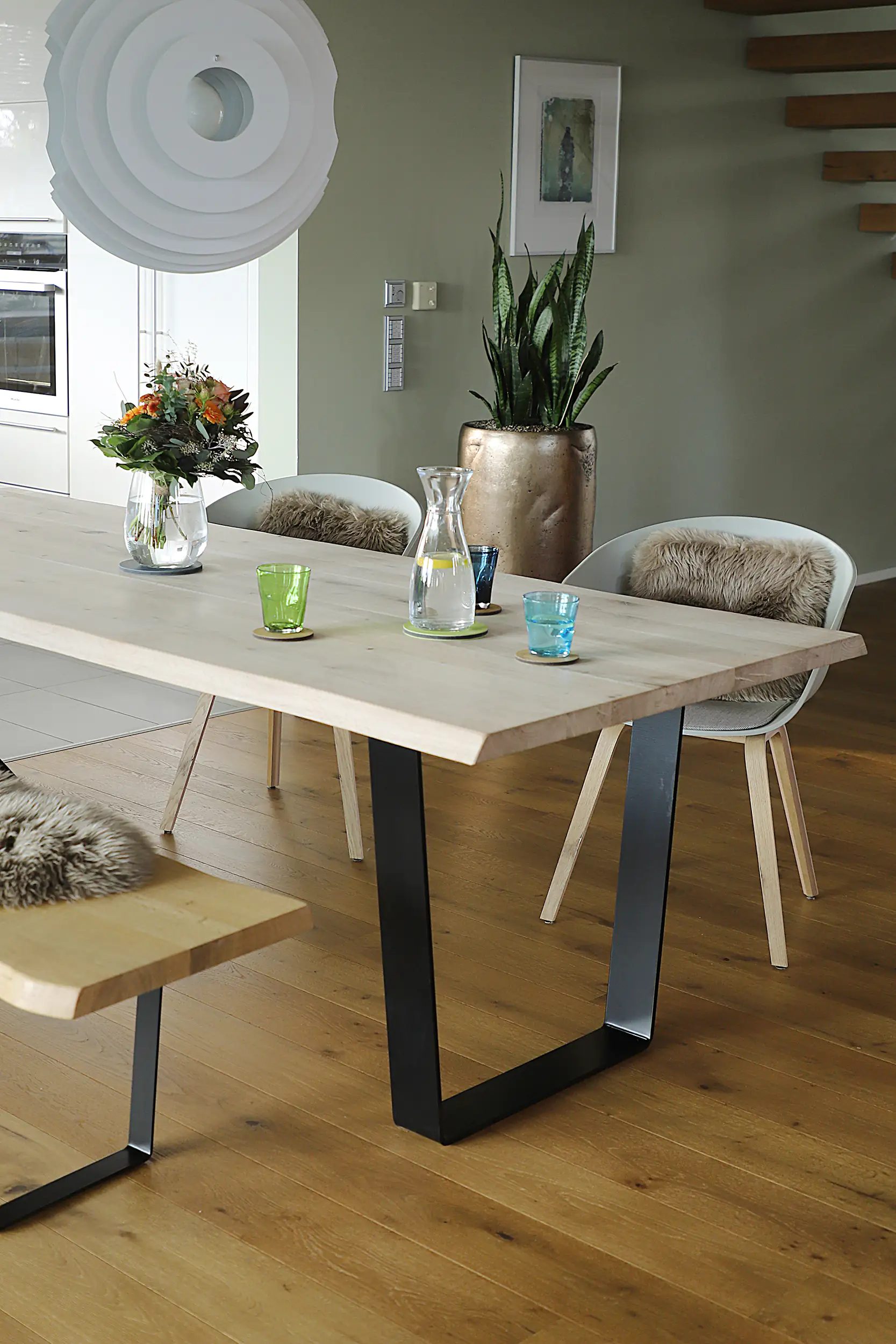 Tischplatte "Live Edge" Eiche massiv mit Waldkante 200 x 90 cm 38 mm