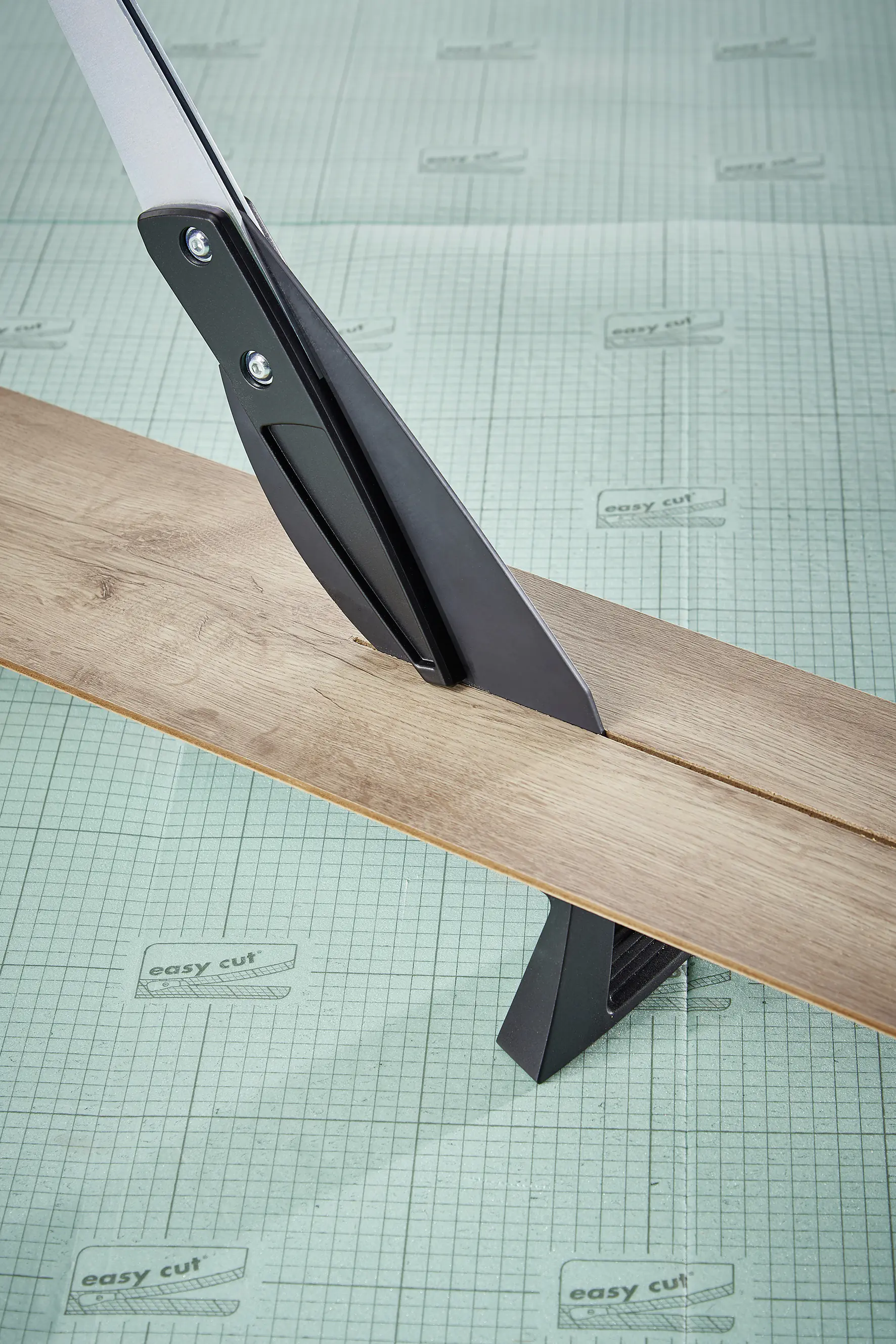 Wolfcraft Vinyl- & Laminatschneider VLC800 bis 11 mm Wolfcraft Vinyl- & Laminatschneider VLC800 bis 11 mm