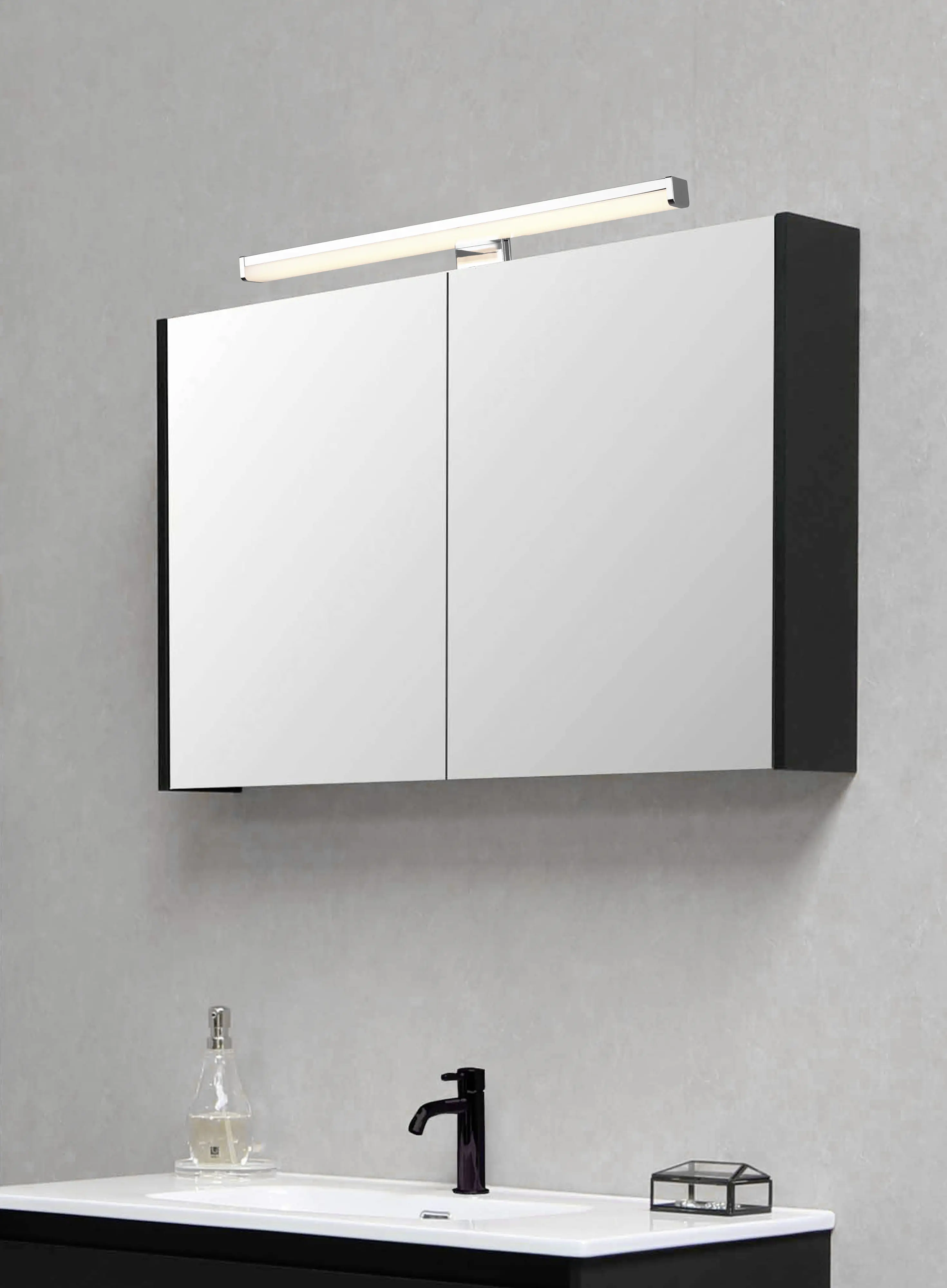 Trio LED-Wandleuchte Lino 40x6 cm chrom warmweiß