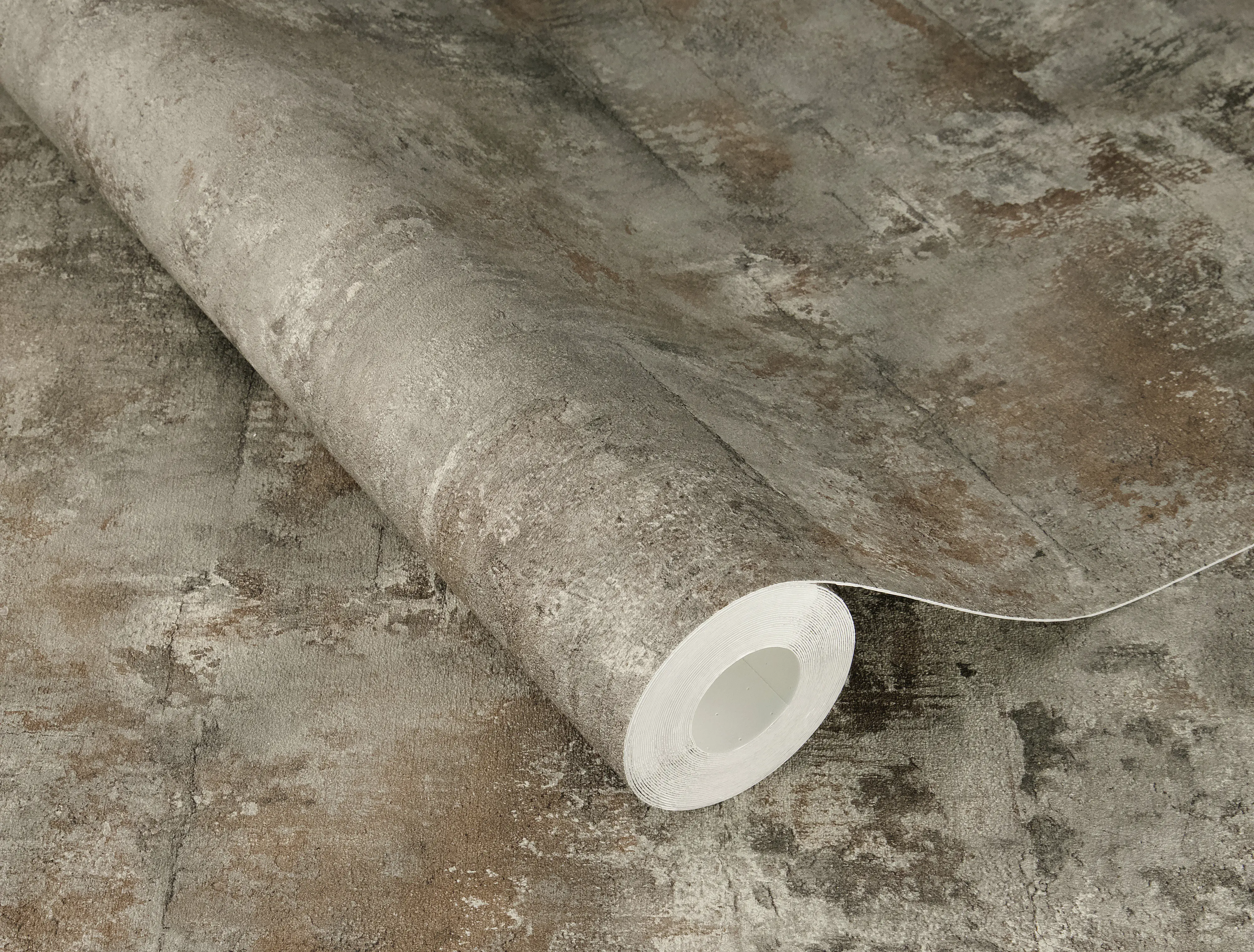 Tesa x Rasch selbstklebende Tapete Atlas Beton grau rost 6 x 0,53 m Tesa x Rasch selbstklebende Tapete Atlas Beton grau rost 6 x 0,53 m