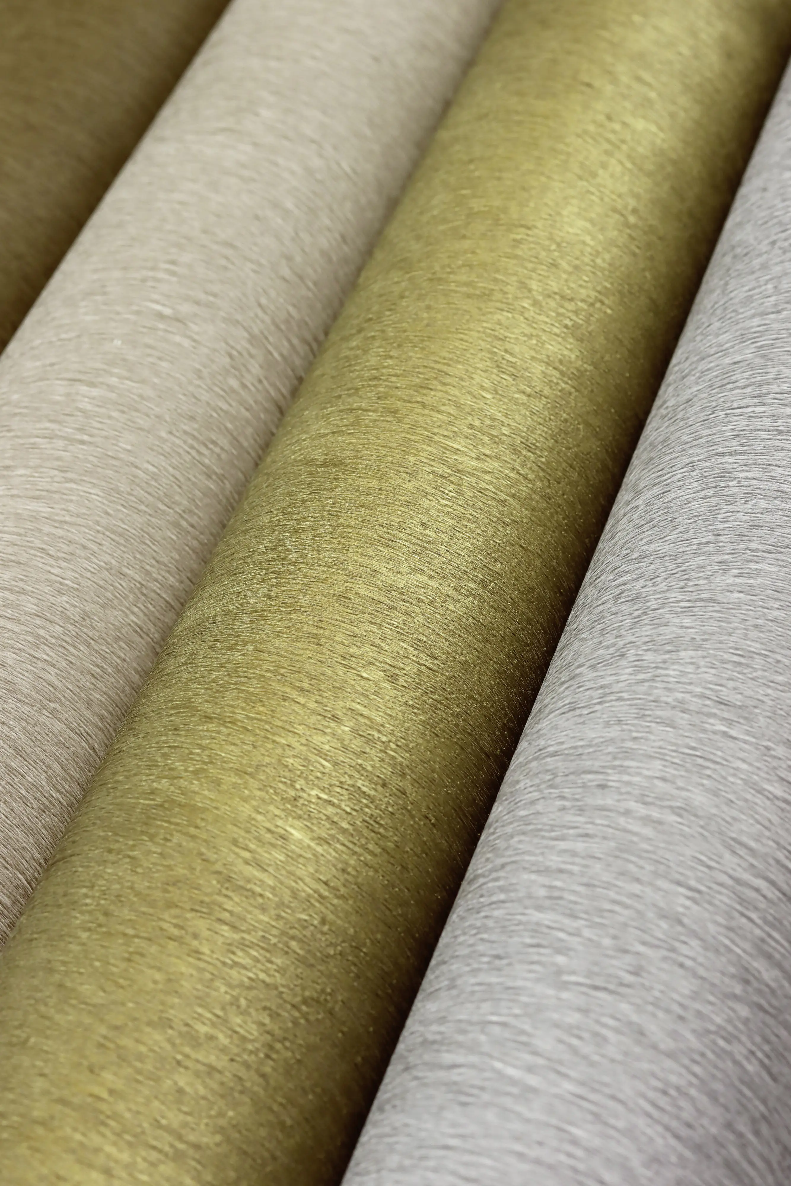 Rasch Vliestapete 751031 Gold-Mattgold Uni 10,05 m x 0,53 m