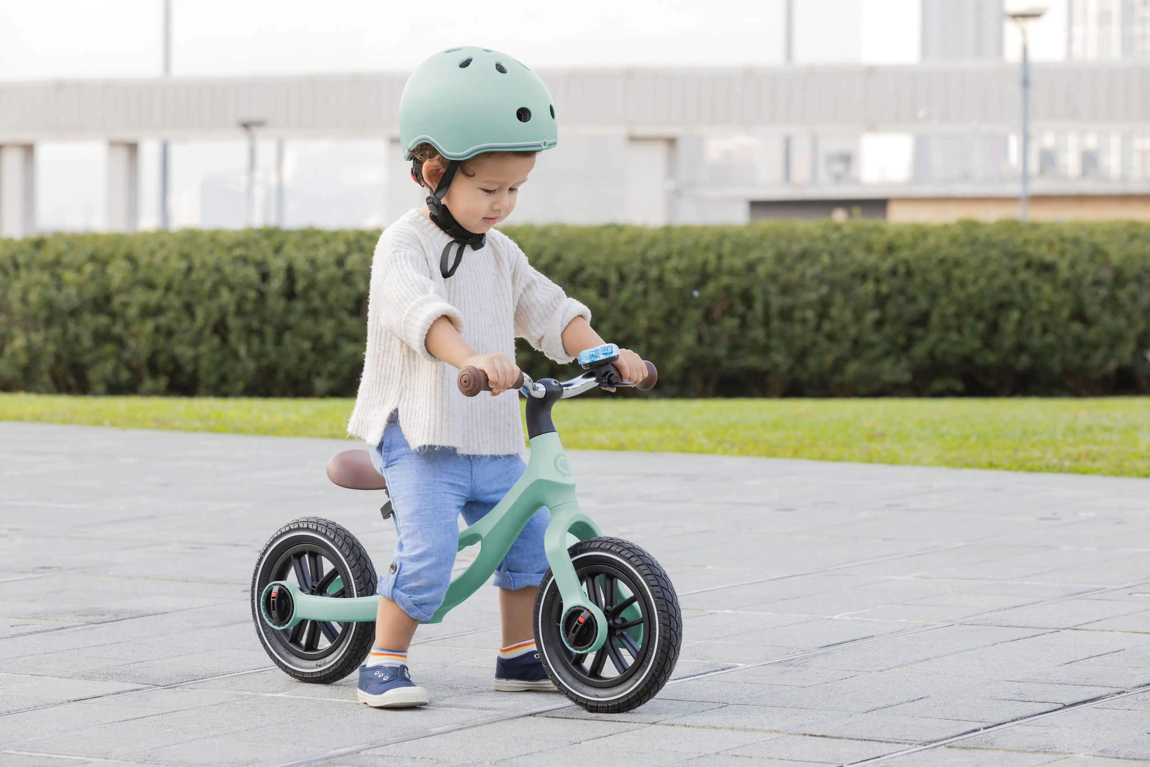 Globber Laufrad Go Bike Elite Air mint