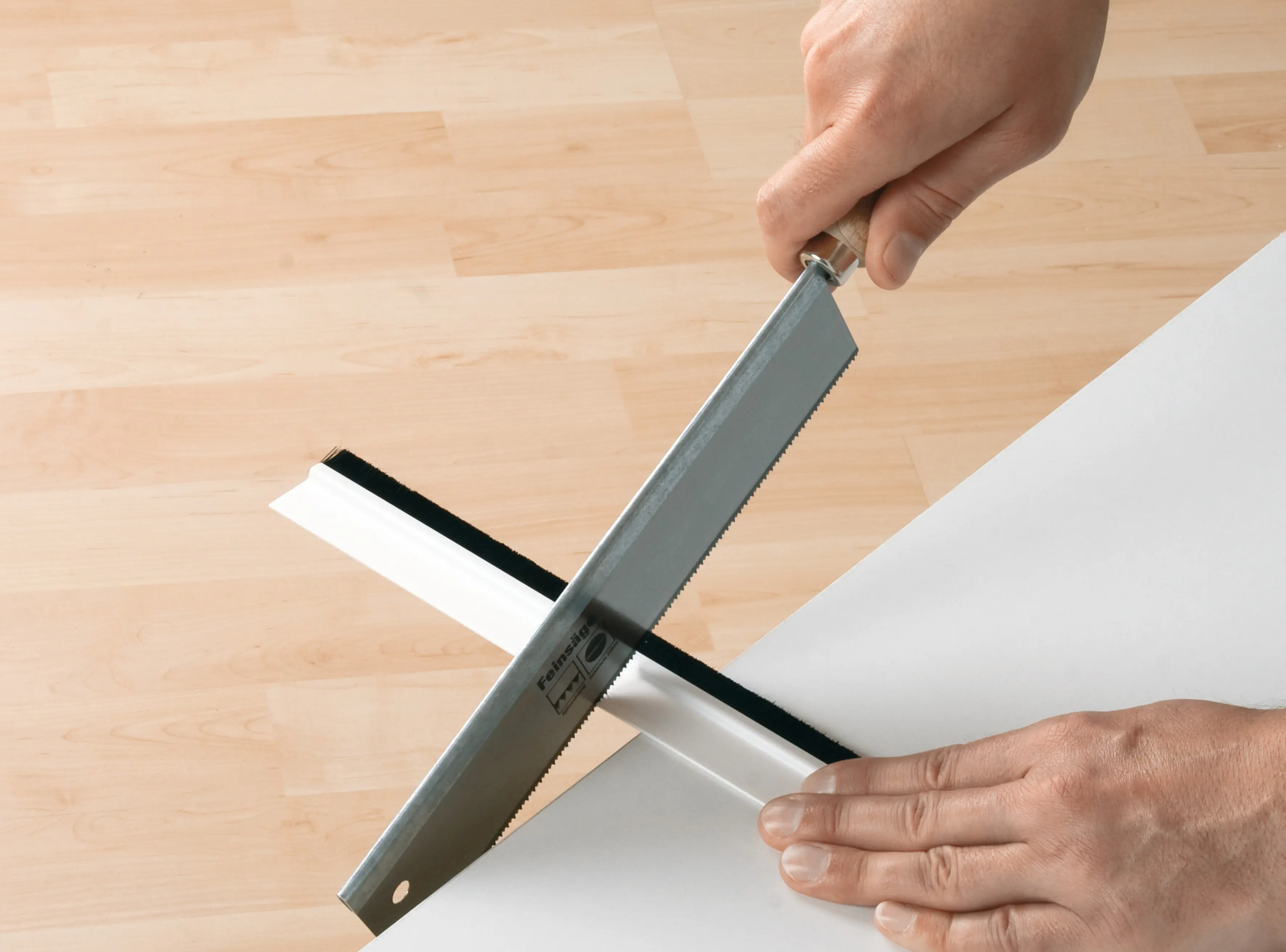 tesa Moll Türdichtschiene weiß, für Spalten bis 12 mm