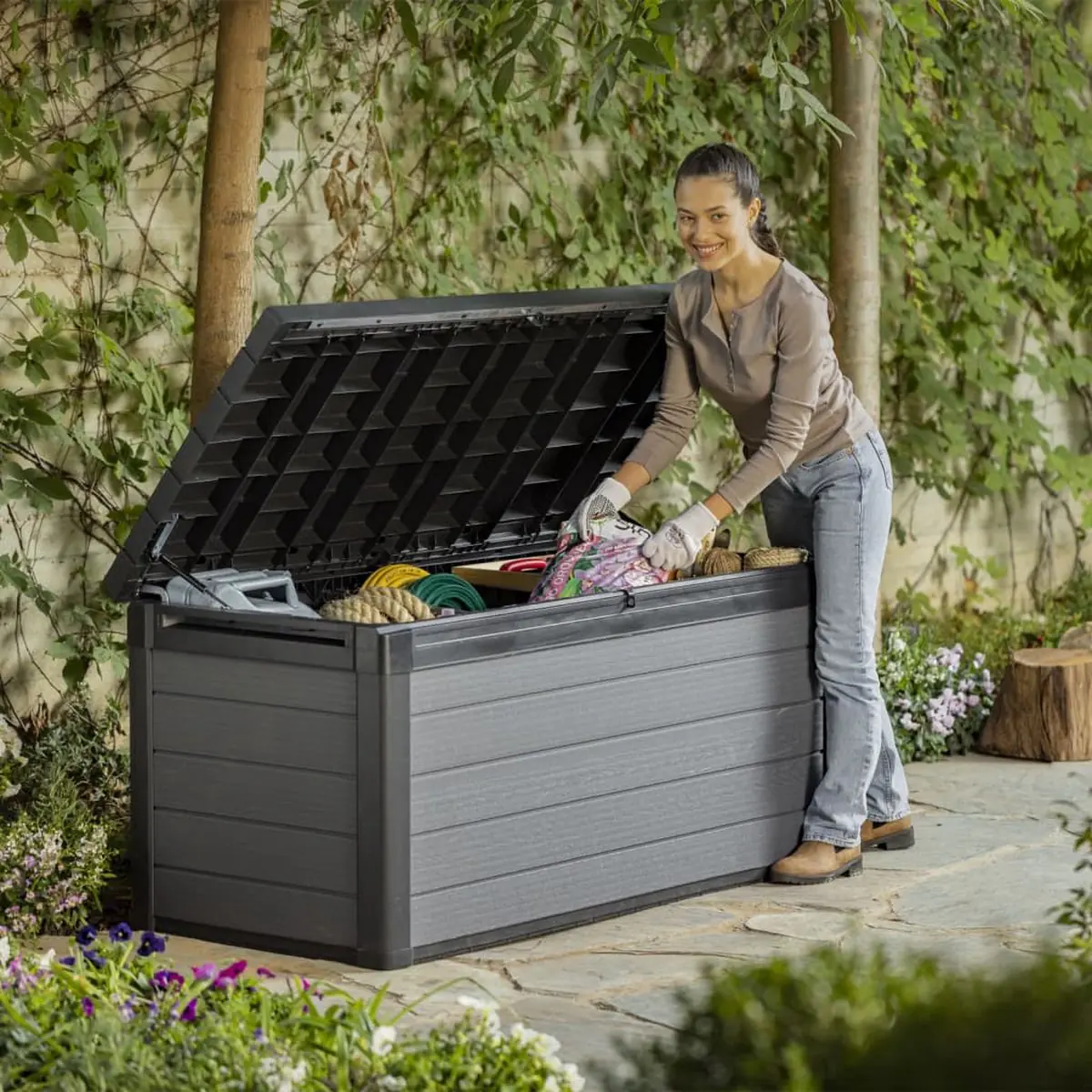 Keter Gartenbox Cortina 570 L