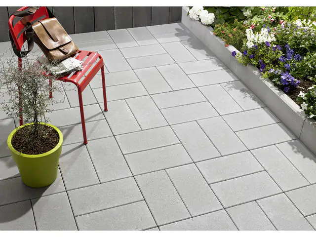 Kann Pflasterstein Vero 40 x 20 x 7,5 cm silbergrau Kann Pflasterstein Vero 40 x 20 x 7,5 cm silbergrau