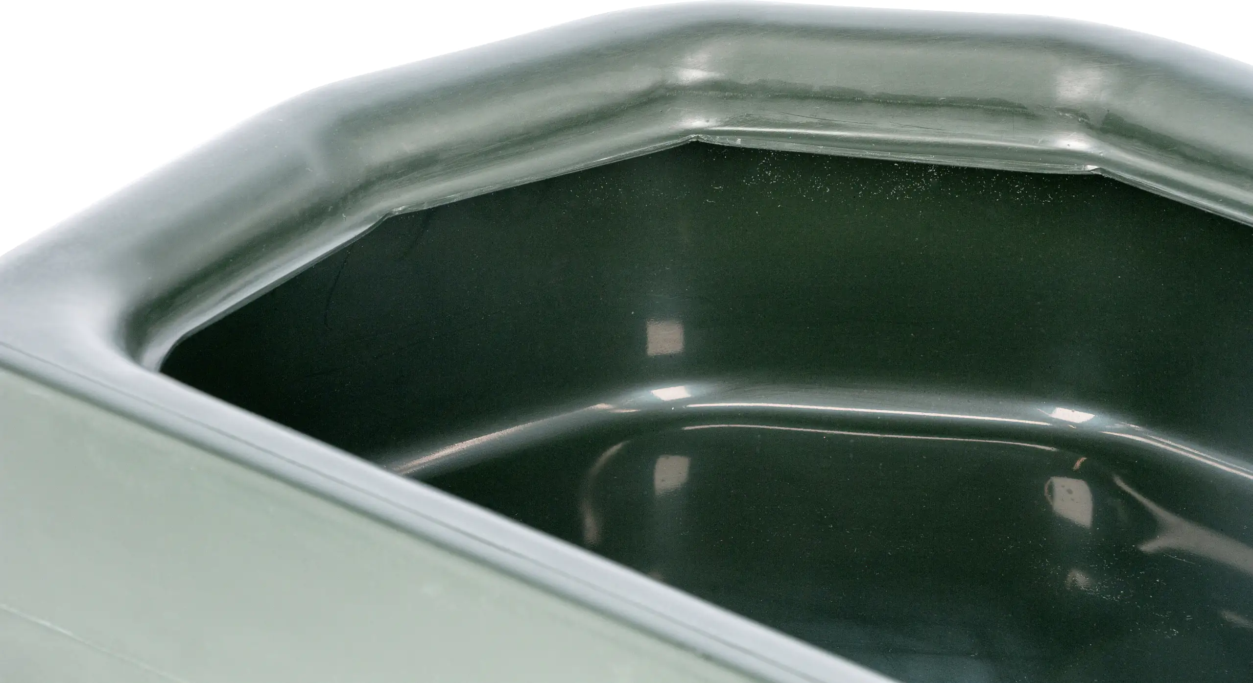 Kerbl Futtertrog halbrund aus Kunststoff grün