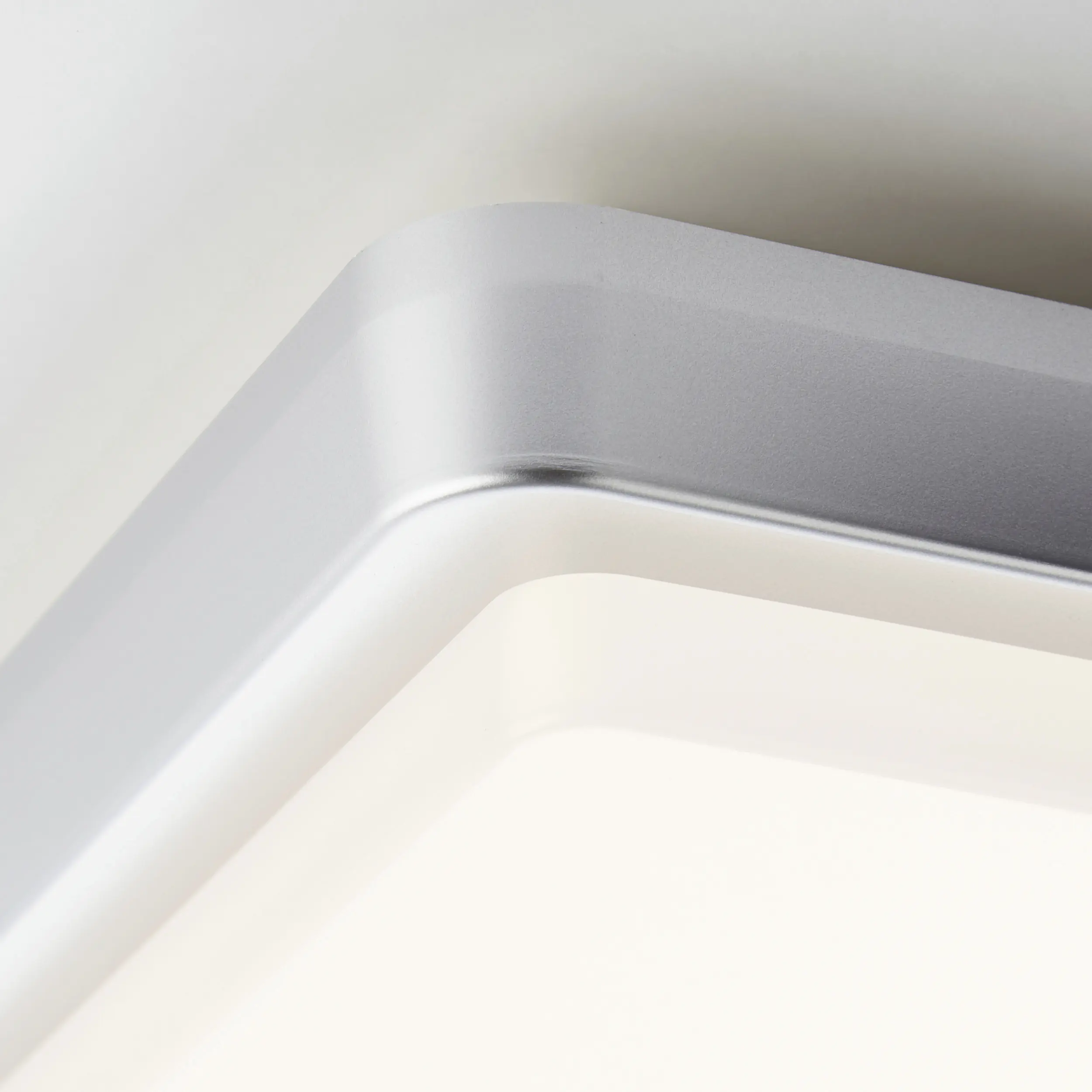 Brilliant LED Außenwandleuchte Devora 12W warmweiß Kunststoff silber Brilliant LED Außenwandleuchte Devora 12W warmweiß Kunststoff silber