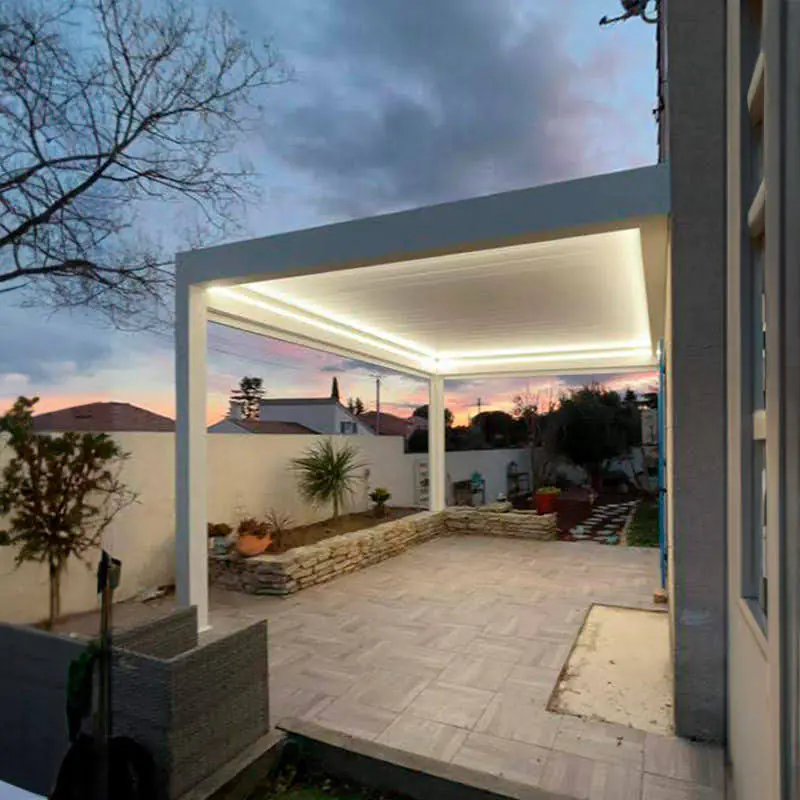 Lamellen Terrassenüberdachung 400 x 347,4 x 273 cm weiß