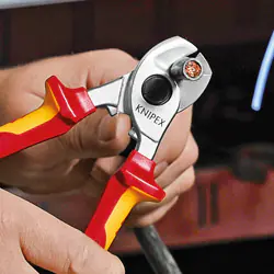 Knipex Kabelschere 165 mm VDE verchromt, Mehrkomponenten-Hülle Knipex Kabelschere 165 mm VDE verchromt, Mehrkomponenten-Hülle