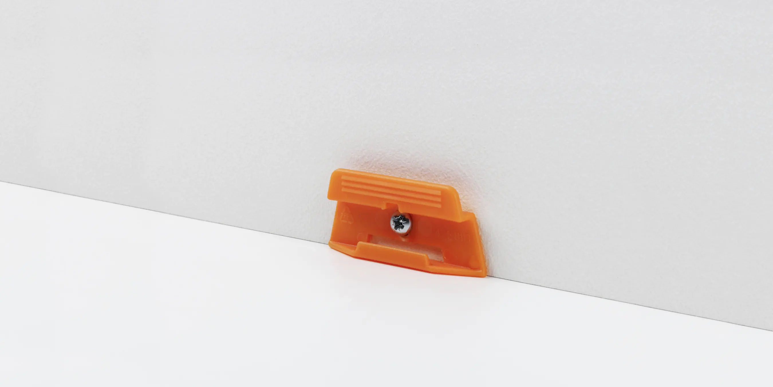 Parador Leistenclip für Fußleiste SL 3 orange  Parador Leistenclip für Fußleiste SL 3 orange