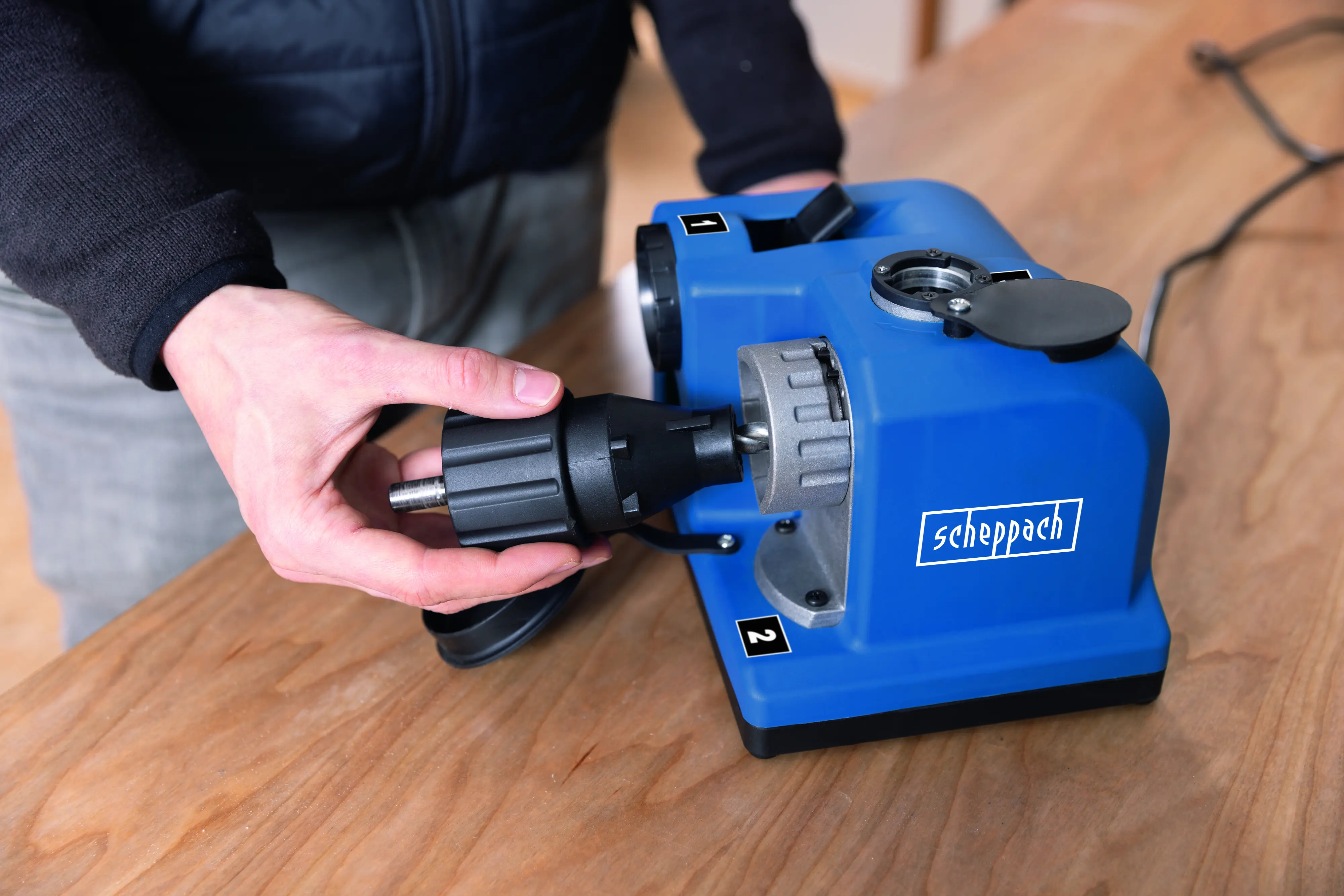 Scheppach Bohrerschleifgerät DBS800 80 W Diamantschleifstein 3,0 – 13 mm