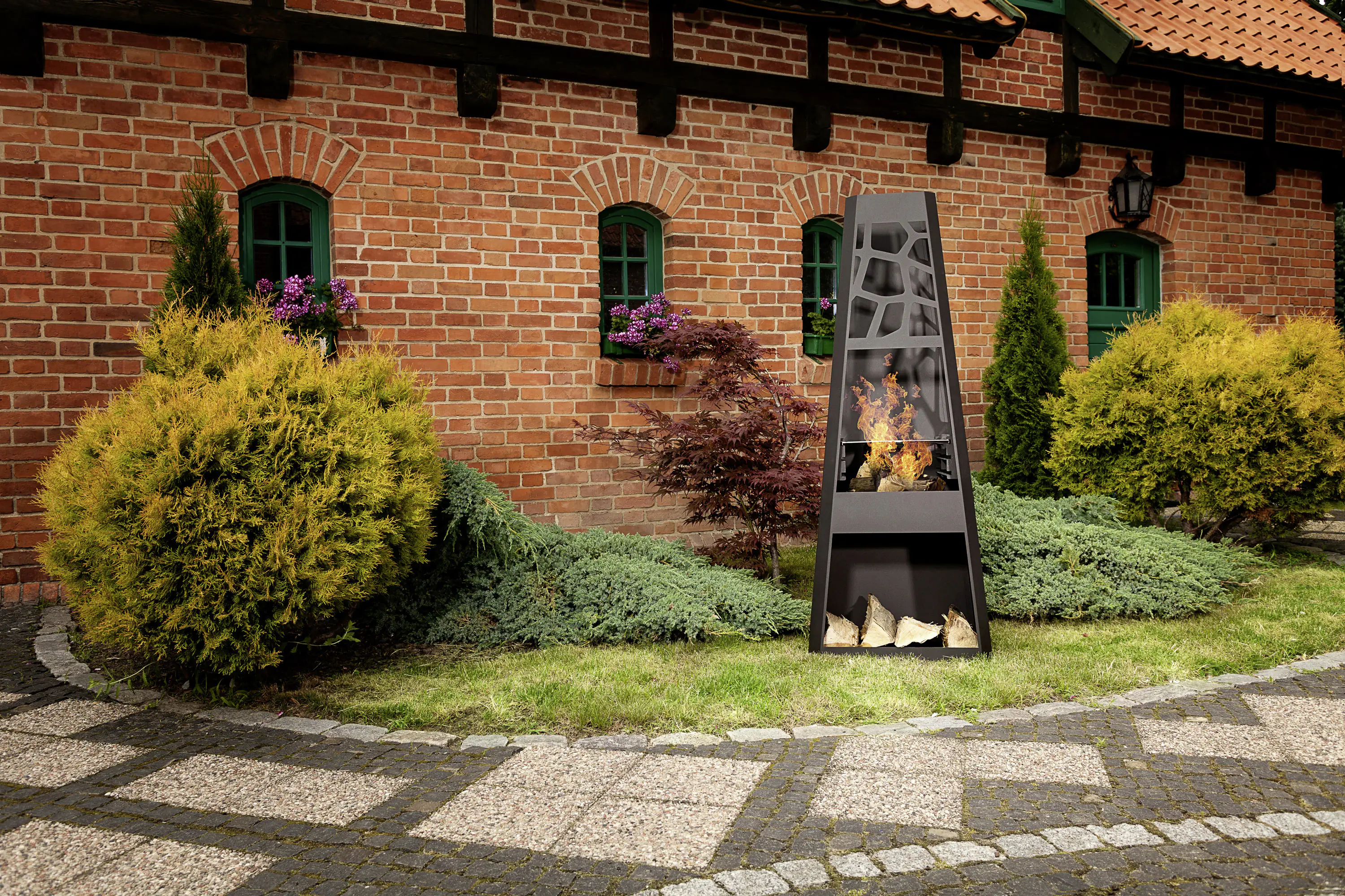 Dobar Metall-Gartenkamin mit Grillrost schwarz 57,5 x 38 x 148 cm