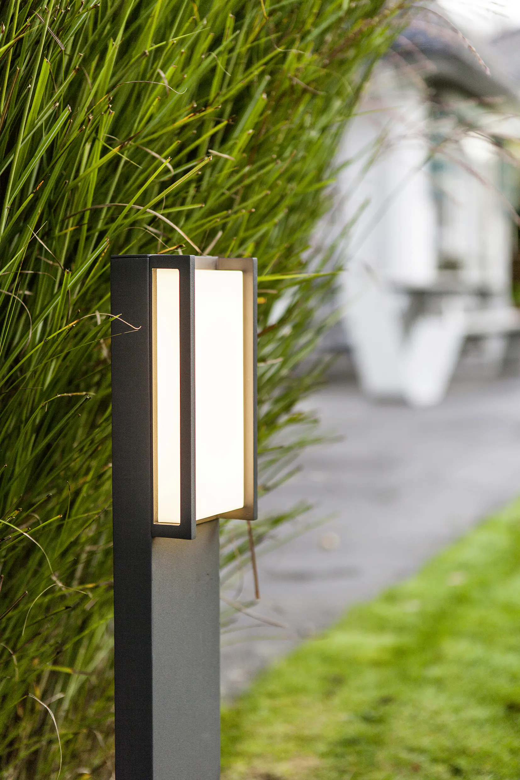 Lutec LED Wegeleuchte Qubo anthrazit IP54 Lutec LED Wegeleuchte Qubo anthrazit IP54