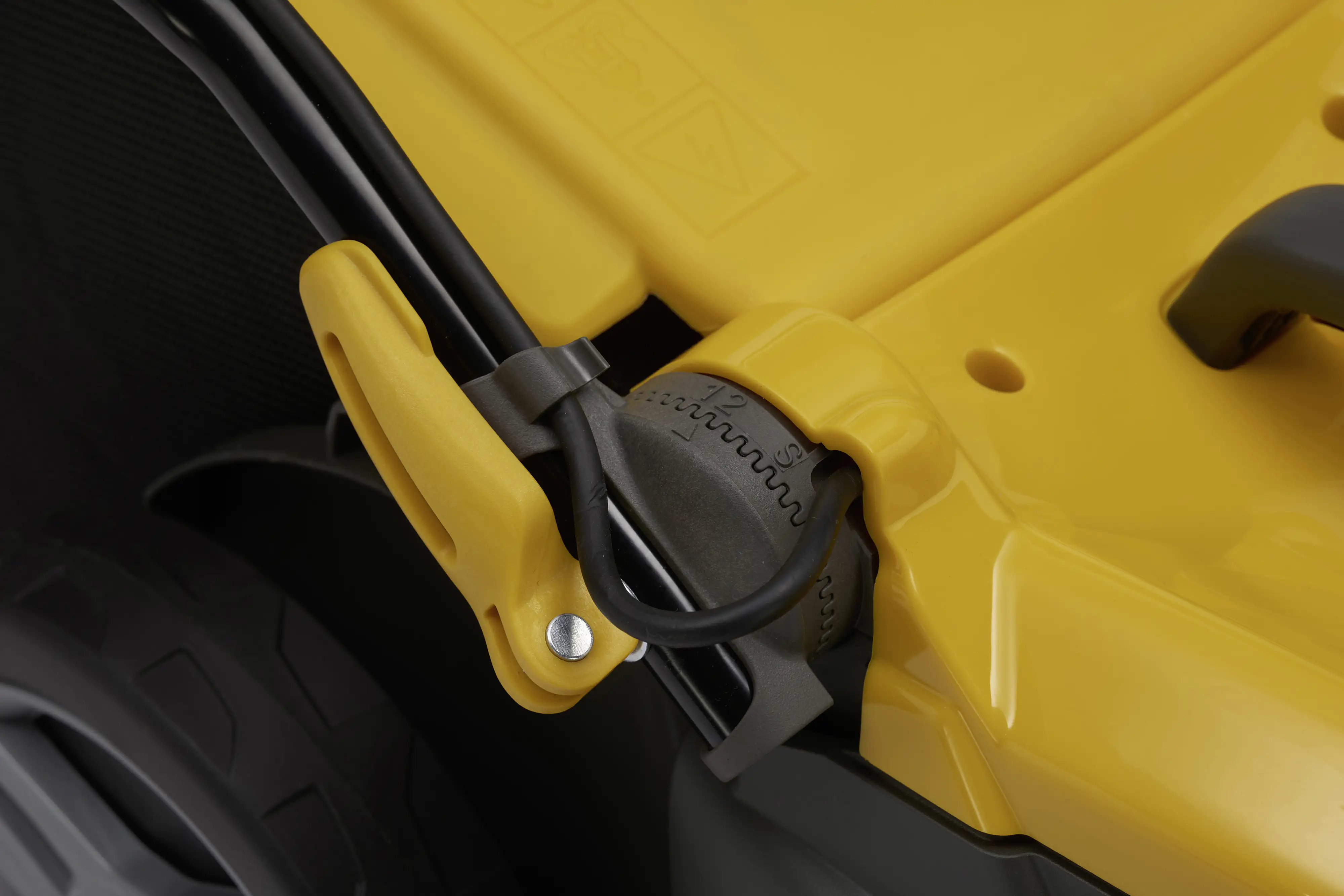 Stiga Elektro Rasenmäher COMBI 340 c 1.600 Watt, 38 cm Schnittbreite Stiga Elektro Rasenmäher COMBI 340 c 1.600 Watt, 38 cm Schnittbreite