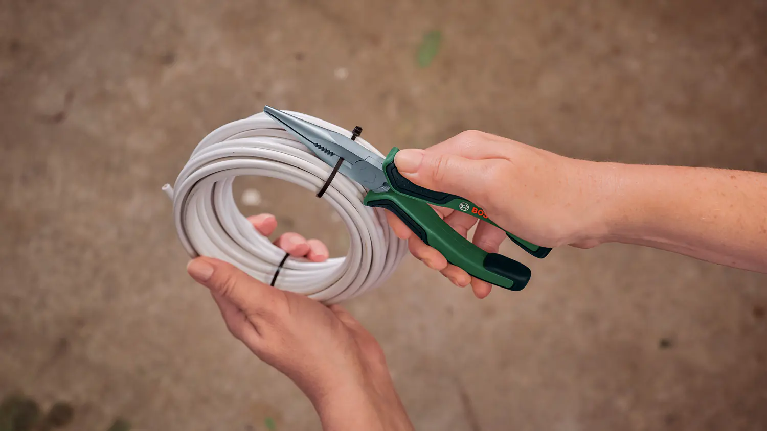 Bosch DIY Spitzzange 180 mm Bosch DIY Spitzzange 180 mm