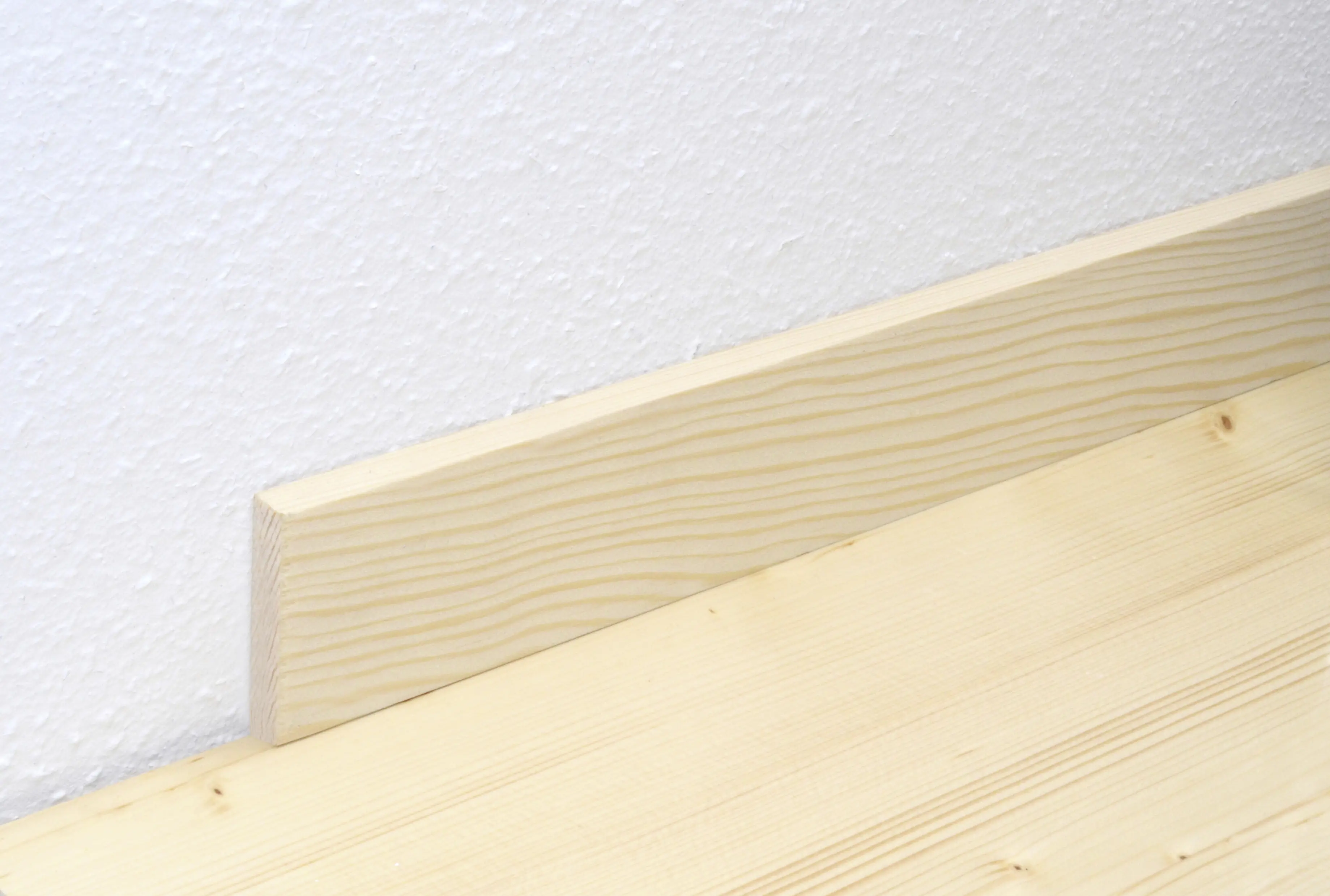 FN Neuhofer Flachleiste 100 cm 46 x 10 mm Fichte/Kiefer