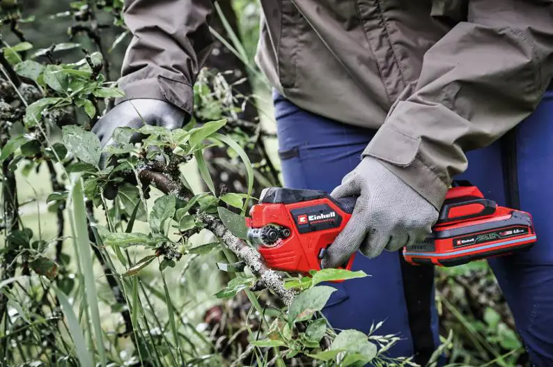 Einhell Akku-Astschere PROFESSIONAL GP-LS 18/28 Li T BL-Solo