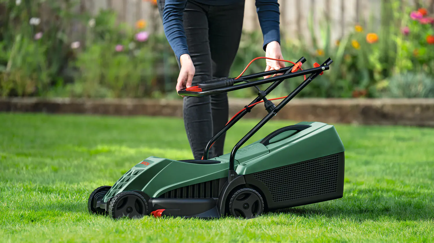 Bosch Rasenmäher EasyRotak 32 cm Schnittbreite Bosch Rasenmäher EasyRotak 32 cm Schnittbreite