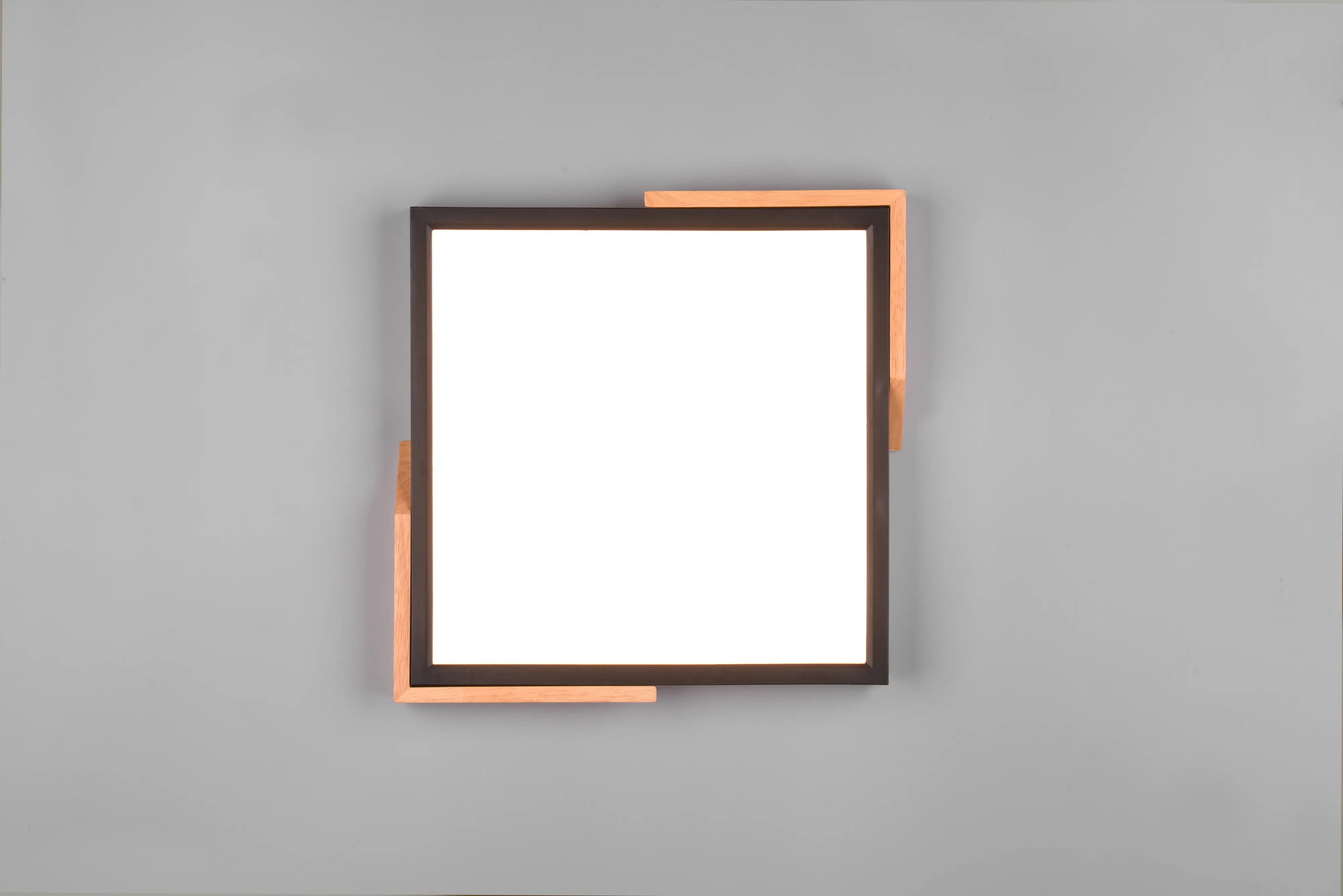 Trio LED Deckenleuchte Meta 32 x 31,5 cm warmweiß naturholz dimmbar