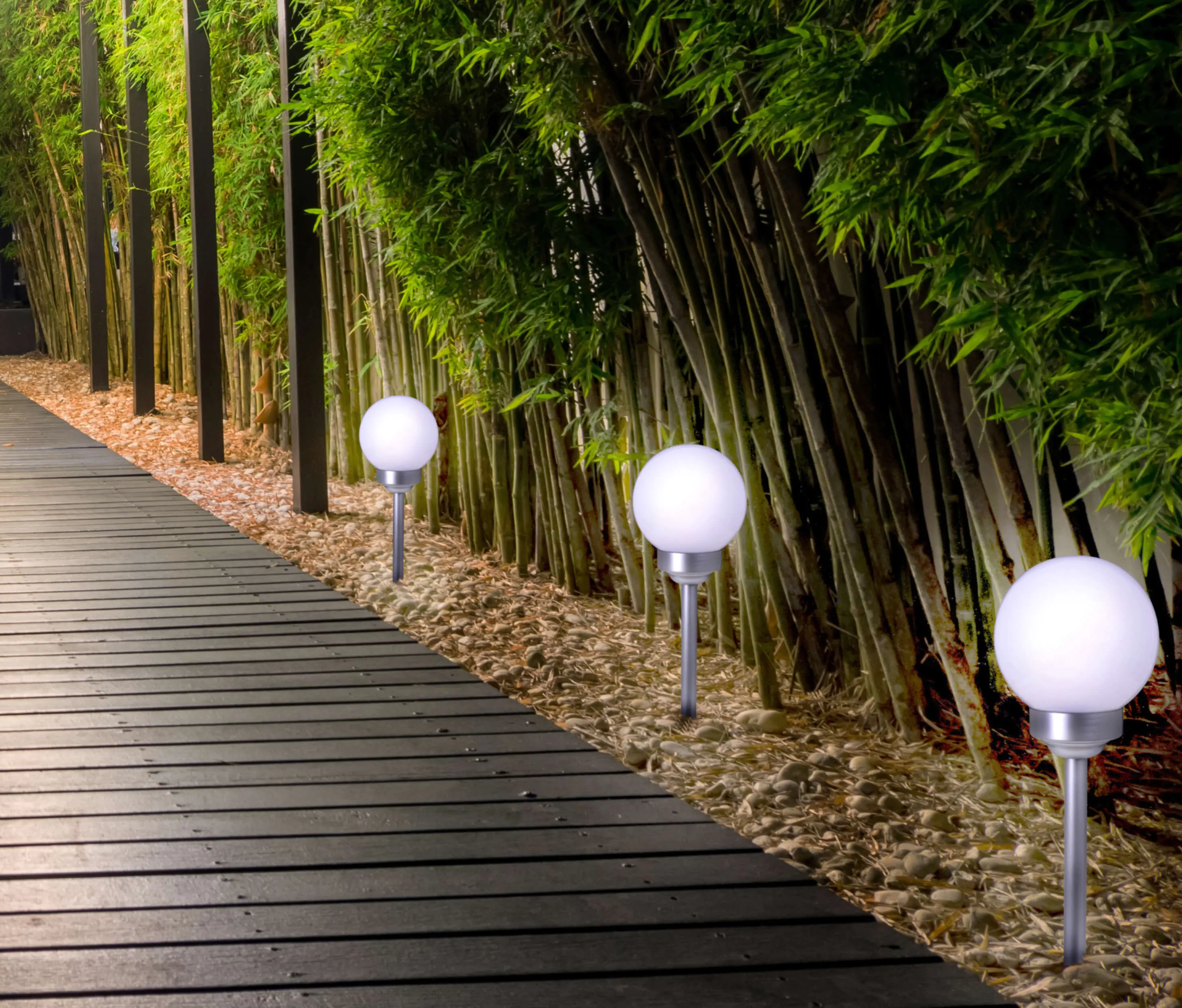 Light & More LED Solarleuchte Ball weiß Ø 30 cm kaltweiß Light & More LED Solarleuchte Ball weiß Ø 30 cm kaltweiß