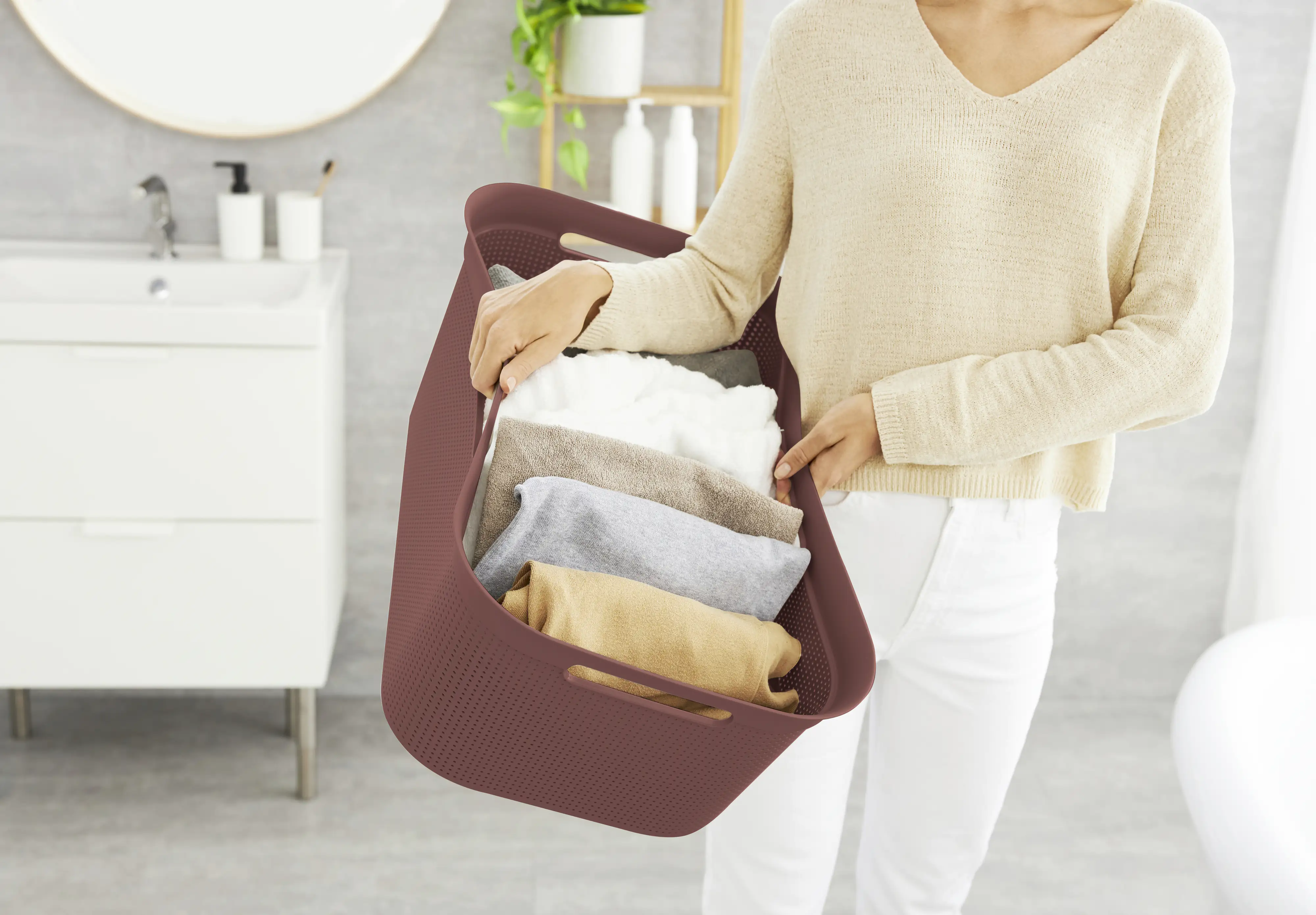 Rotho Wäschekorb Brisen, 41 l iron rot