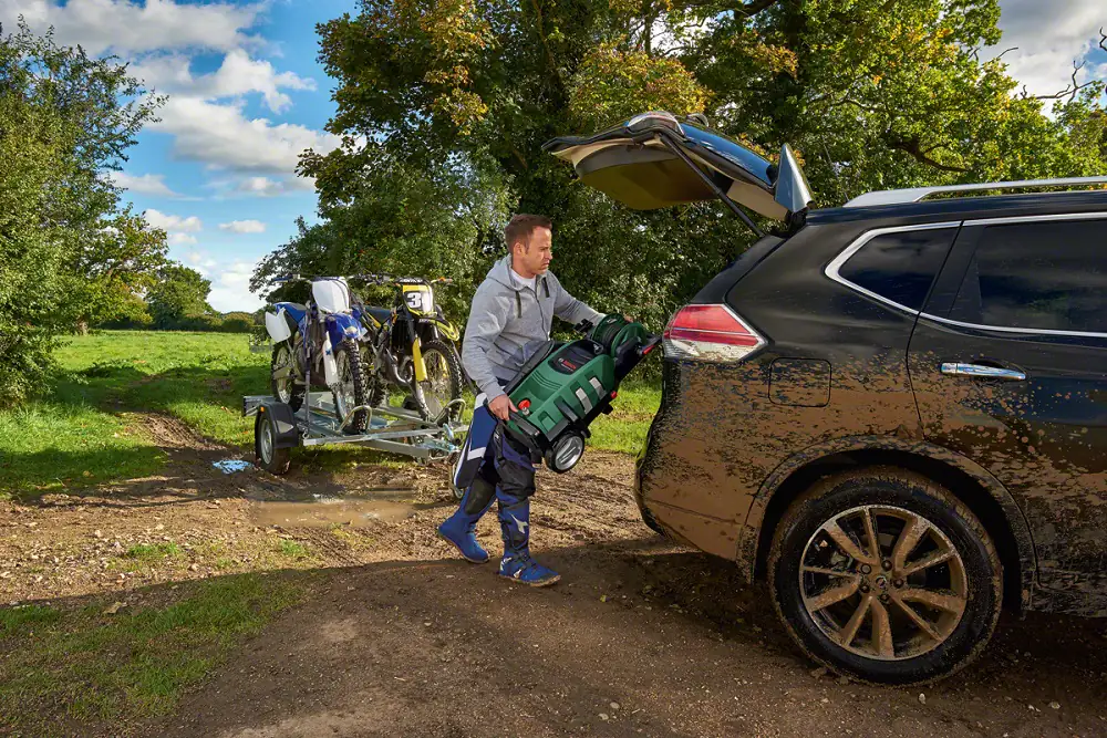 Bosch Hochdruckreiniger AdvancedAquatak 160 160 bar 570 l/h 2.600 W