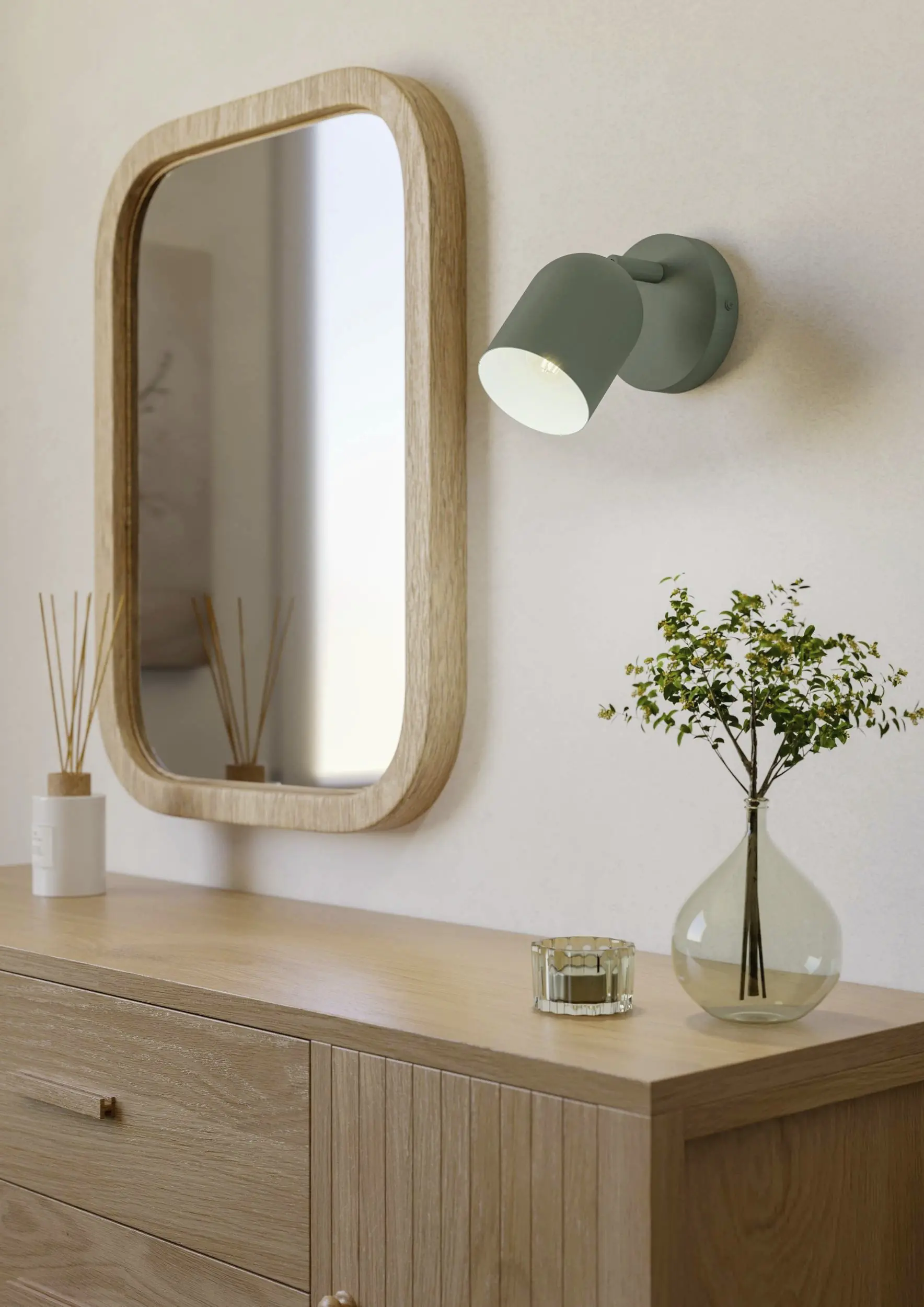 Eglo Wandlampe 1er Spot Tilston grün 12 x 16 cm