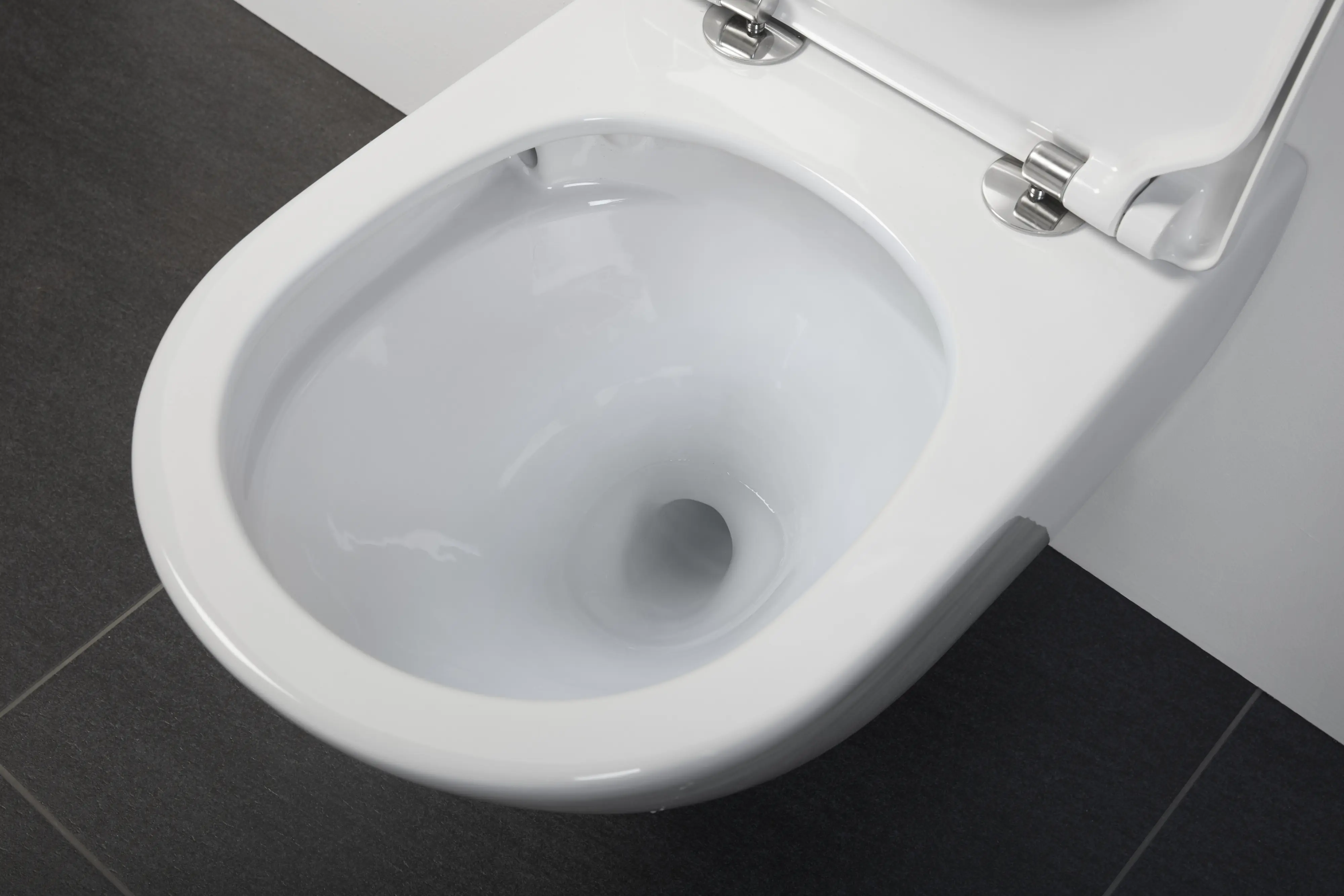 Villeroy & Boch Wand-Tiefspül-WC Subway 3.0 spülrandlos inkl. WC-Sitz