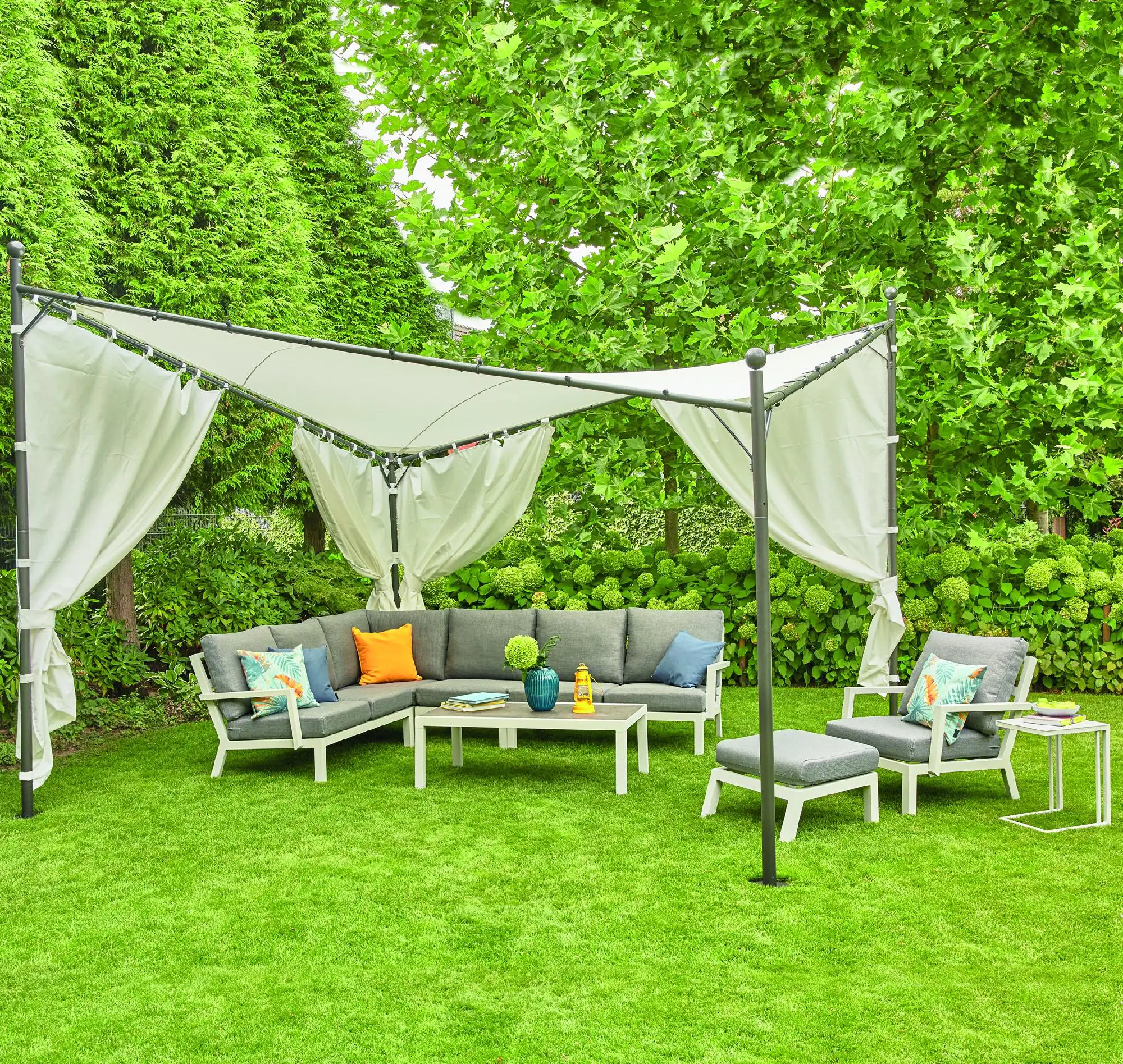 Siena Garden Seitenteile zu Pavillon Berlino 4 x 4 m weiß, 2 er Set Siena Garden Seitenteile zu Pavillon Berlino 4 x 4 m weiß, 2 er Set