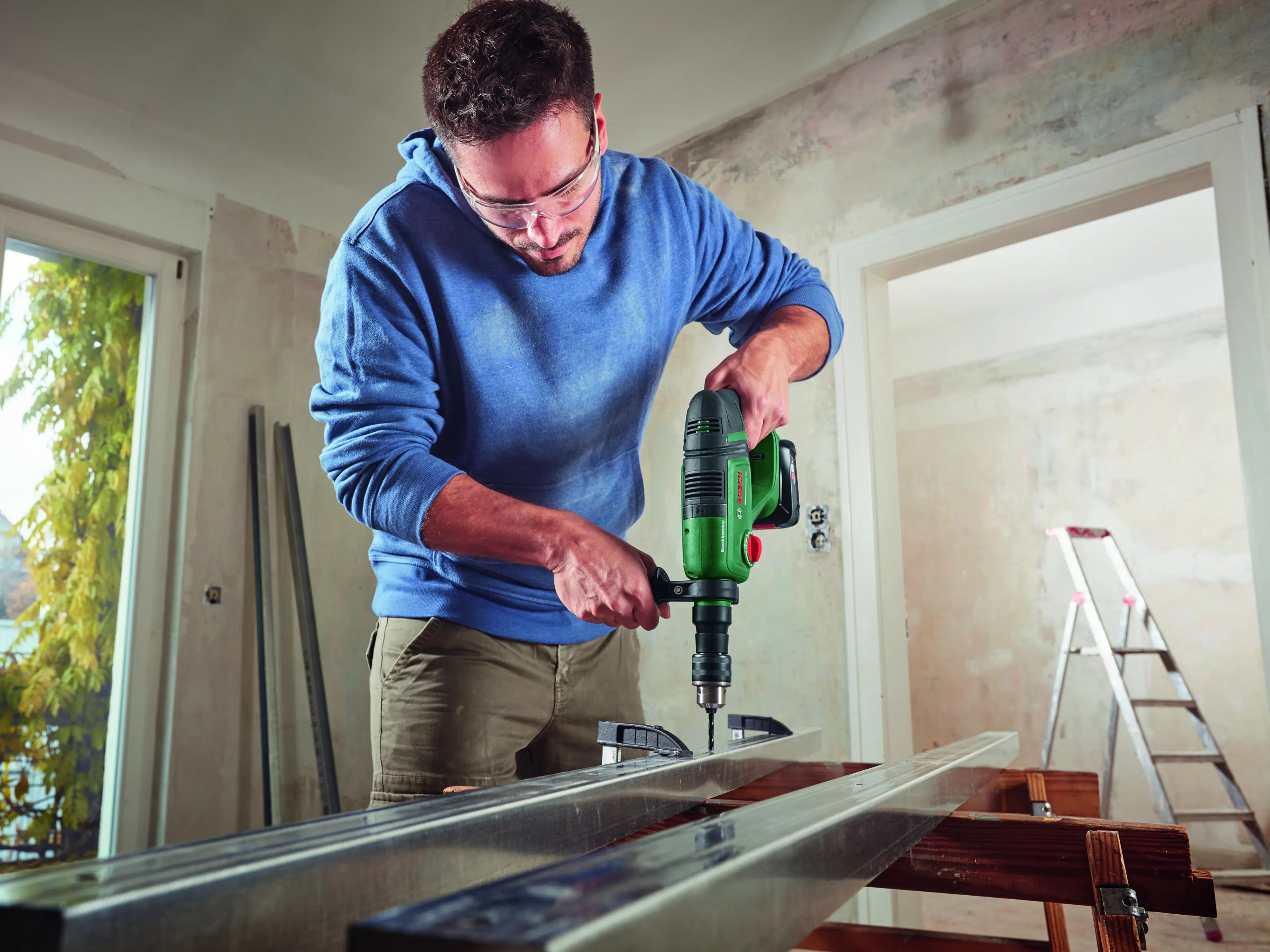 Bosch Akku-Bohrhammer UniversalHammer 18V Solo Bosch Akku-Bohrhammer UniversalHammer 18V Solo