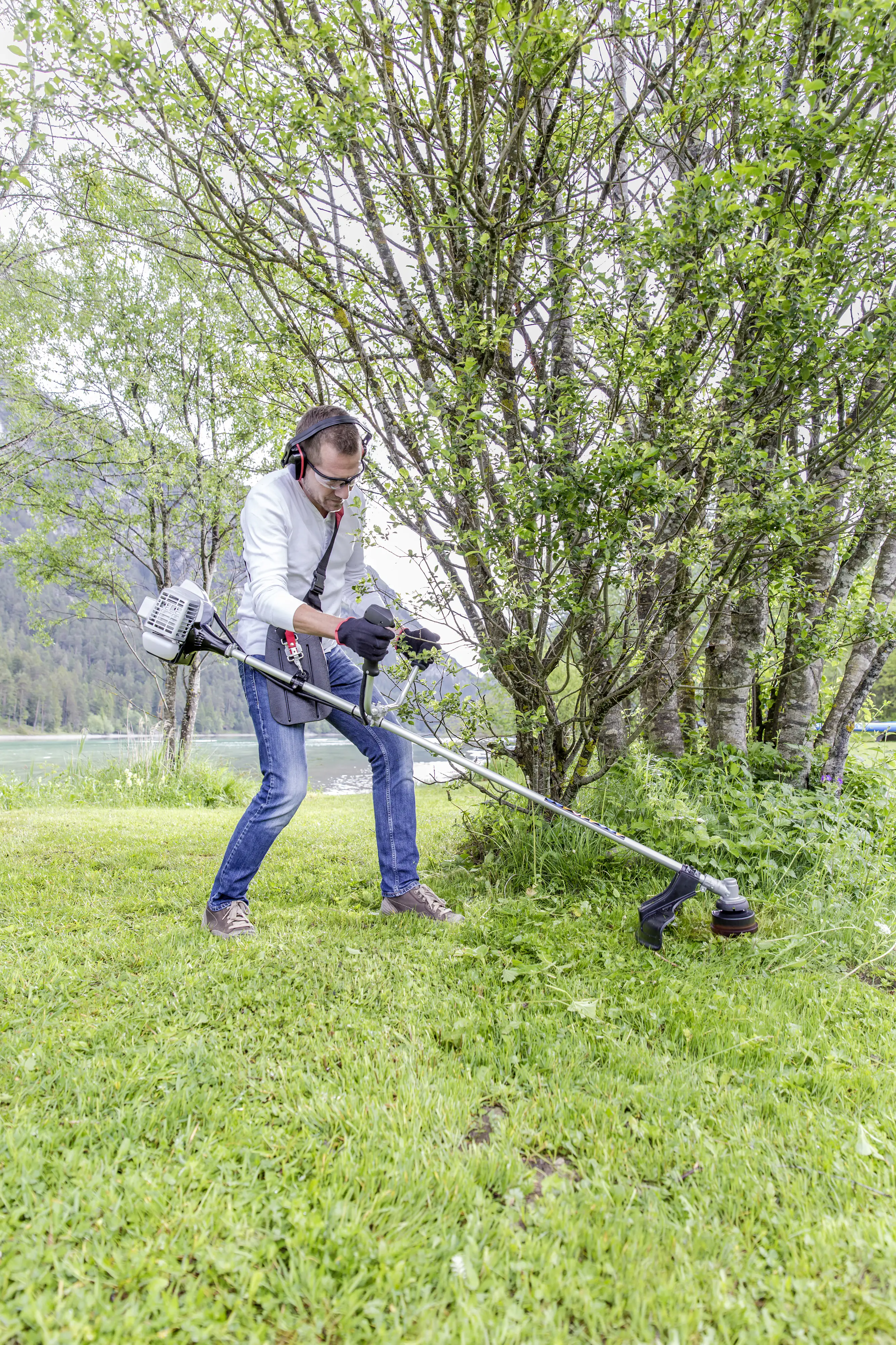 AL-KO Benzin-Motorsense BC 223 B 0,7 kW, 41 / 25 cm Schnittbreite