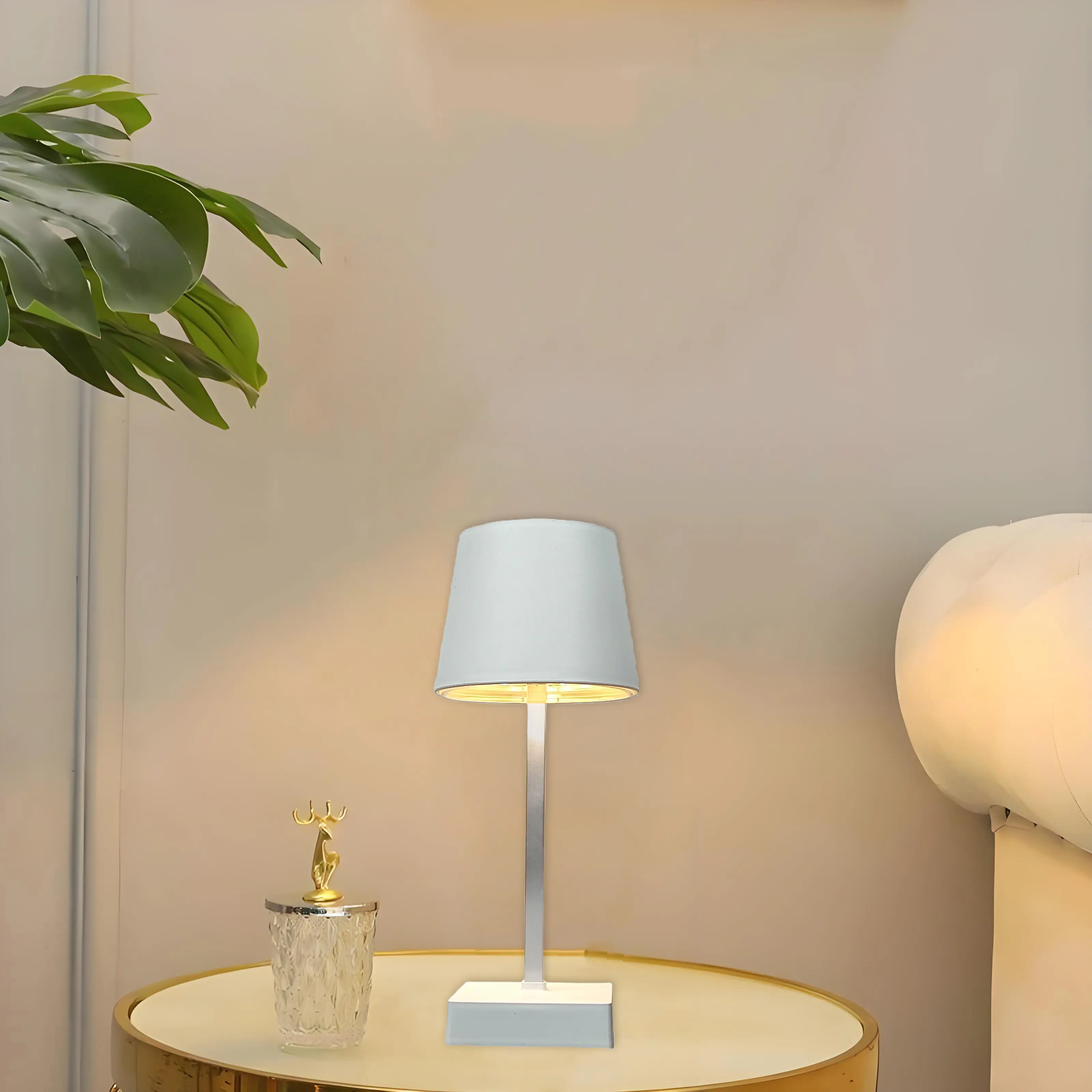 LED Tischleuchte Joy weiß mit Akku