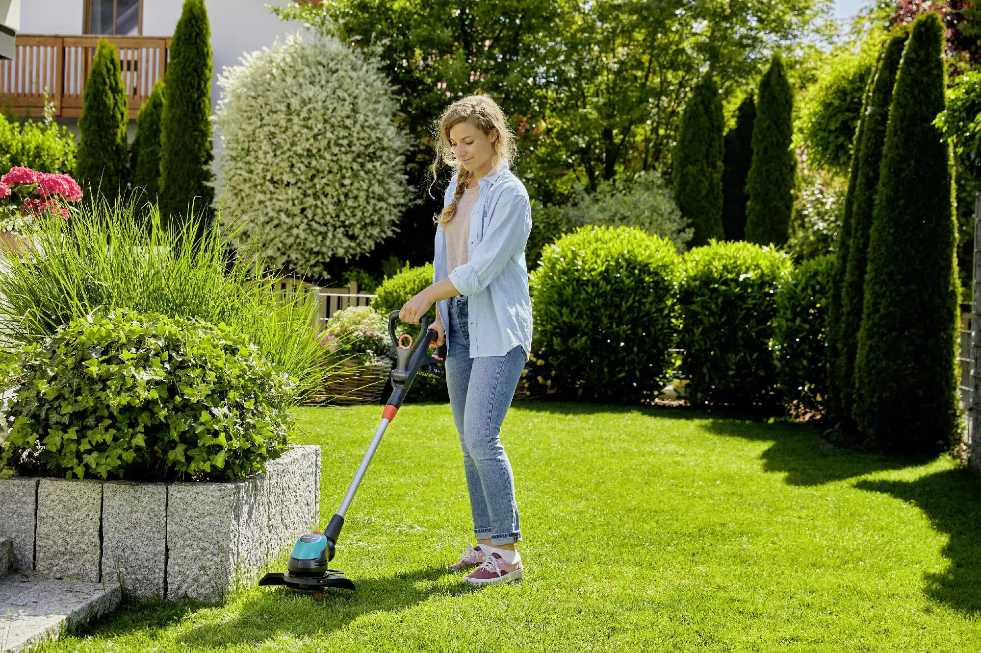 Gardena Akku-Trimmer EasyCut 23/18V P4A Ready-To-Use Set Gardena Akku-Trimmer EasyCut 23/18V P4A Ready-To-Use Set
