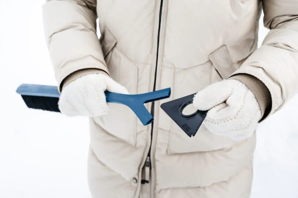 Kungs Star-is Schneebesen mit Eiskratzer Teleskopstiel grau Kungs Star-is Schneebesen mit Eiskratzer Teleskopstiel grau