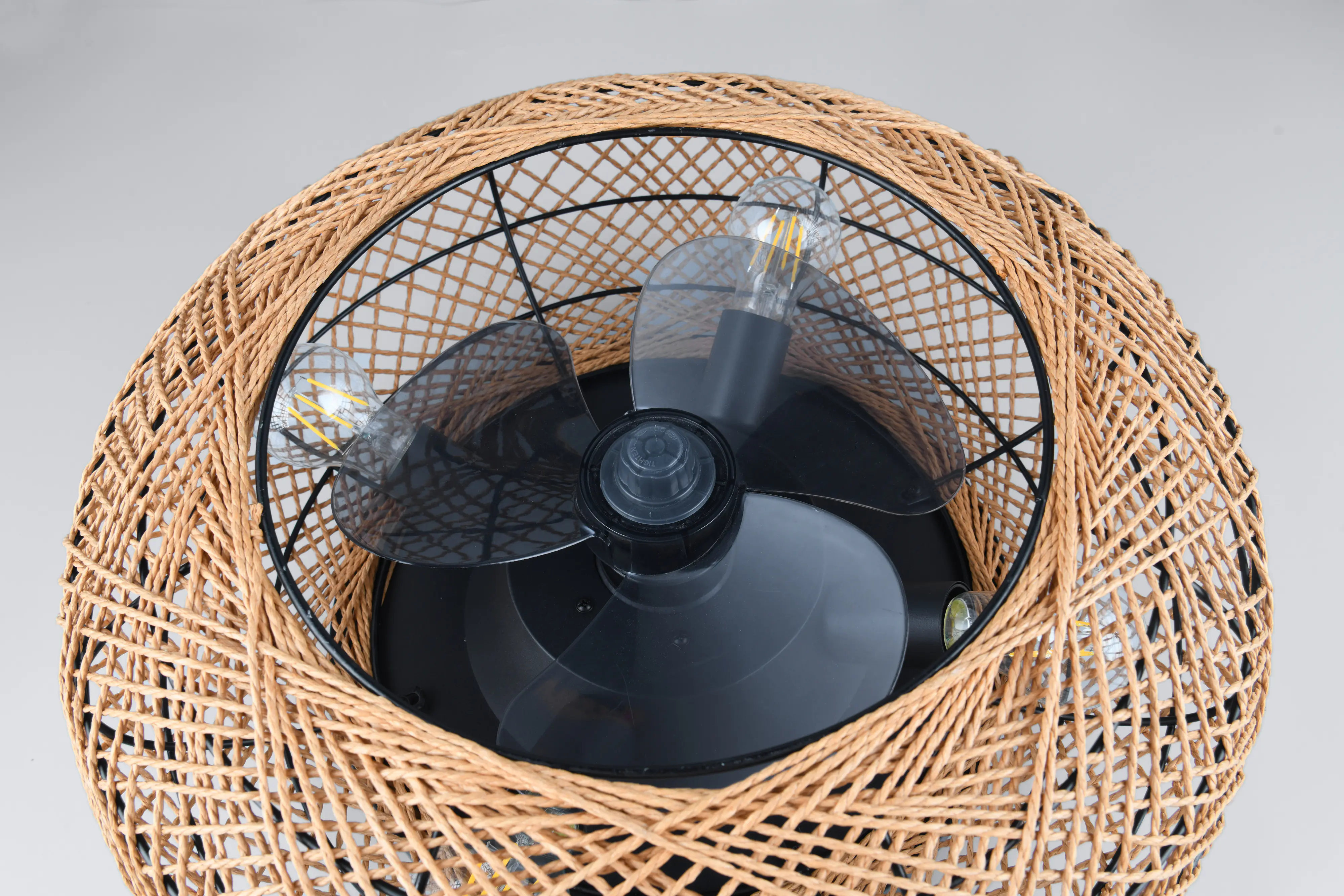 Trio Deckenleuchte Lillesand mit Ventilator Ø 50 x 21,5 cm braun/schwarz matt