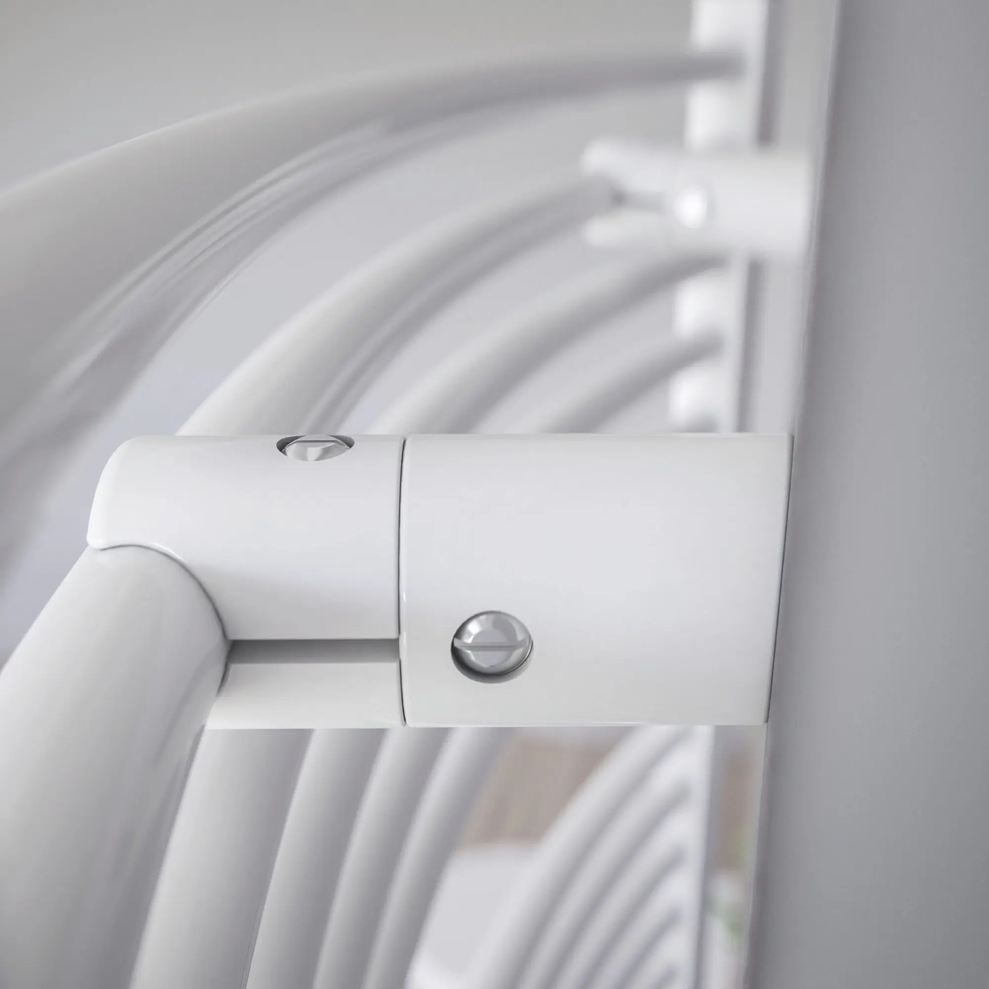 Schulte Design-Heizkörper Europa mit Mittelanschluss 153,5 x 60 cm alpinweiß 818 W