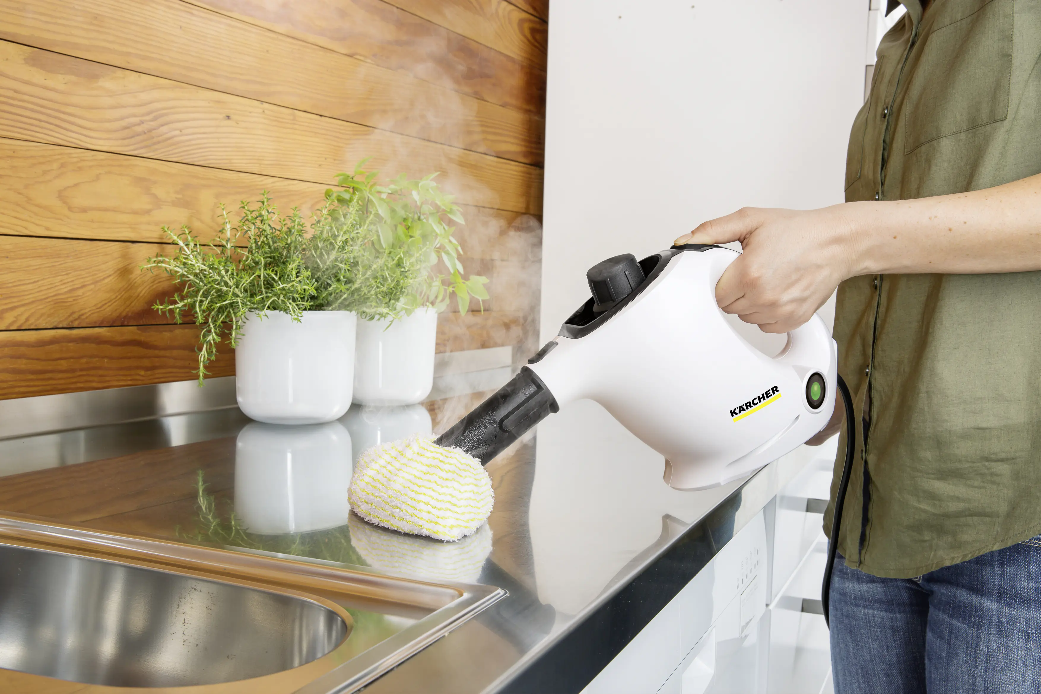 Kärcher Dampfreiniger SC 1 EasyFix 3 bar 1200 W inkl. Zubehör Kärcher Dampfreiniger SC 1 EasyFix 3 bar 1200 W inkl. Zubehör