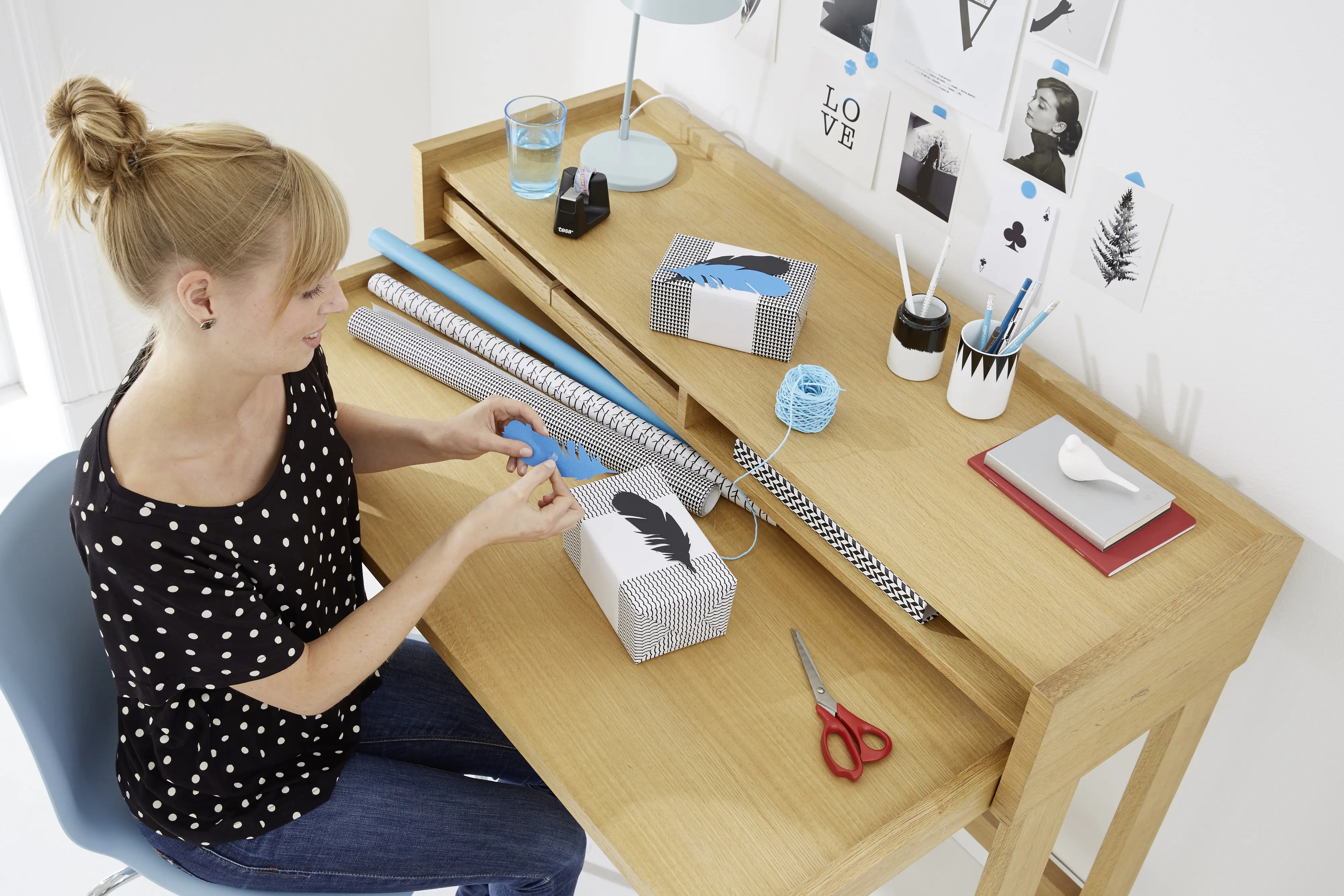 tesa Tack Doppelseitige Klebepads 72 Pads, transparent tesa Tack Doppelseitige Klebepads 72 Pads, transparent