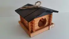 Vogelhaus Sweden Style Kiefernholz 31,5 x 28,5 x 19 cm schwarz-braun