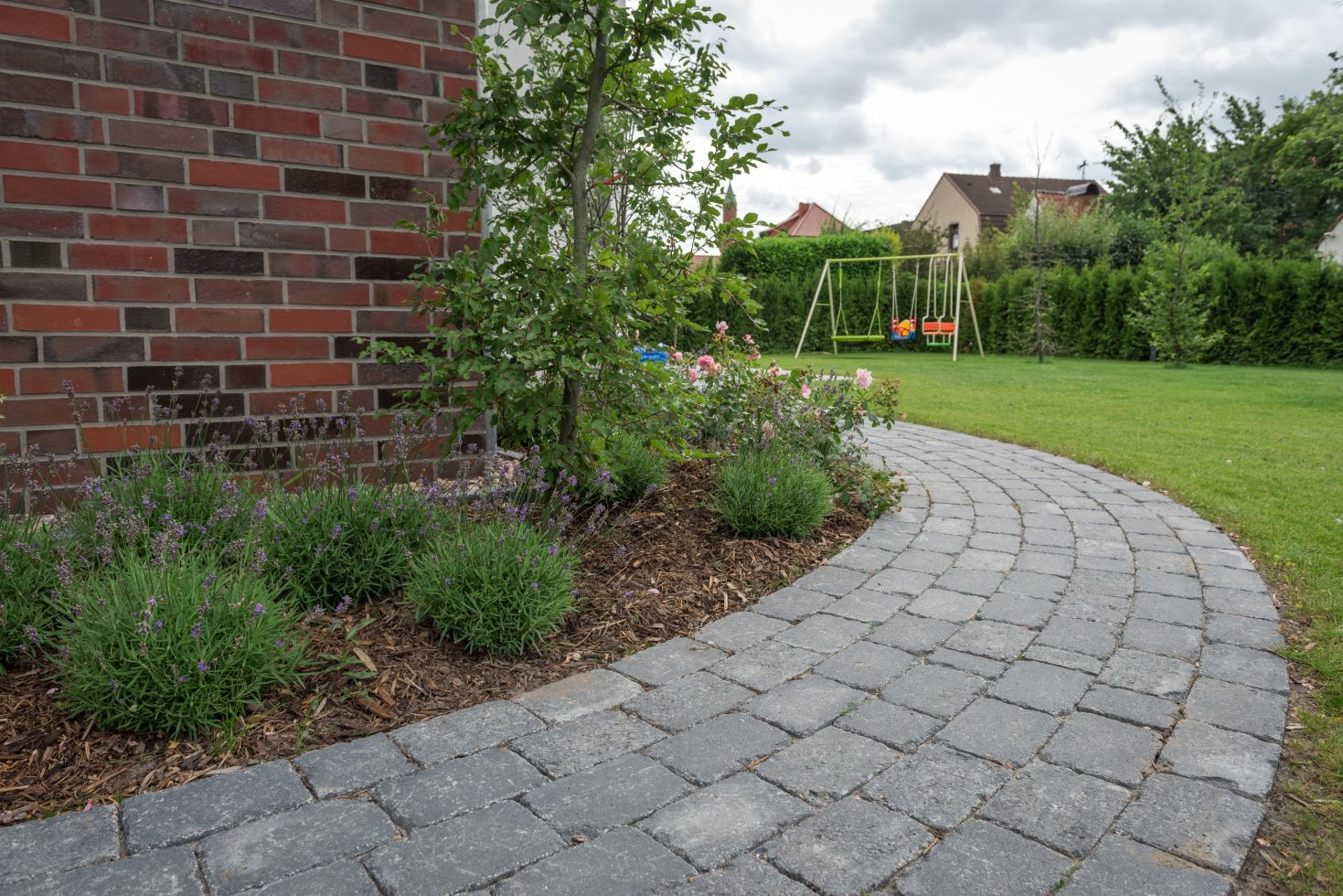 Diephaus Pflasterstein Antik GEK 21 x 14 x 7 cm basalt kaufen Globus