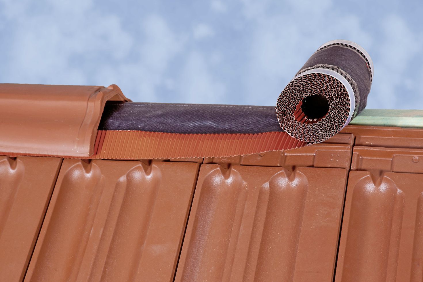 First & Gratrolle Compact 5m - Dachbelüftung Schwarz 310mm Breite