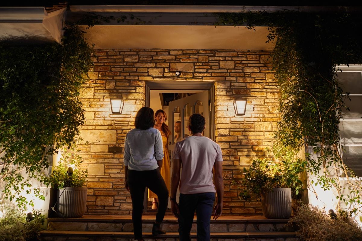 Philips Hue Econic wall light - white and coloured light - black - down - Bild 4