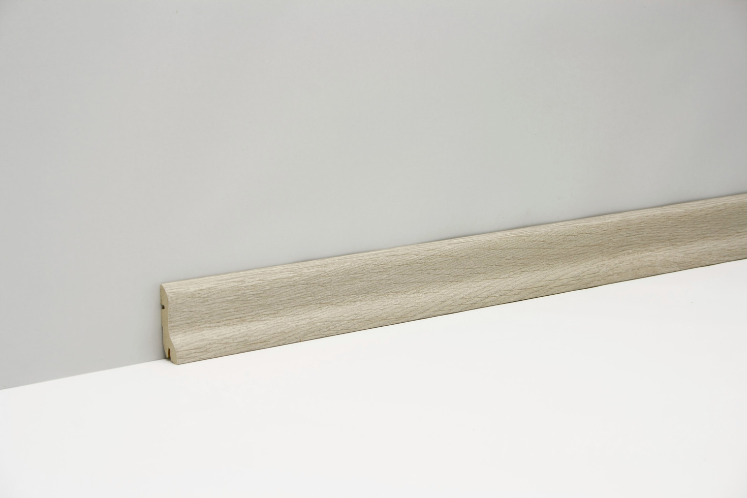 Classen Clip-Fußleiste 240 cm 40 x 20 mm Silberesche