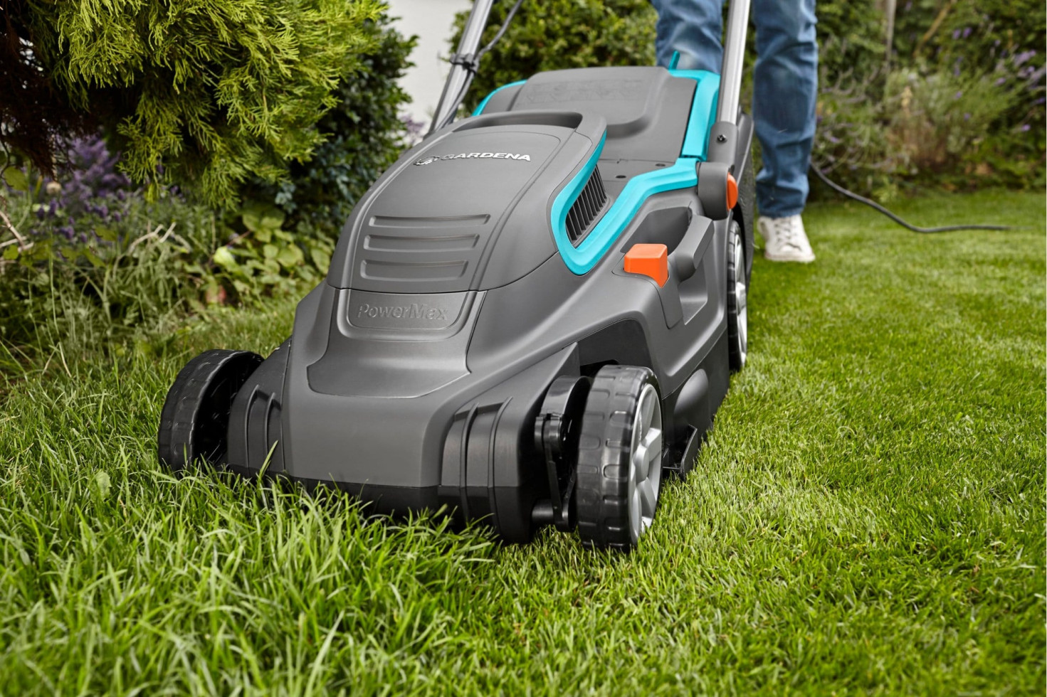 Gardena Elektro Rasenmäher PowerMax 1600/37 kaufen Globus Baumarkt