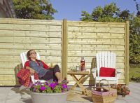 Sichtschutzzaun aus Holz bei Globus Baumarkt kaufen